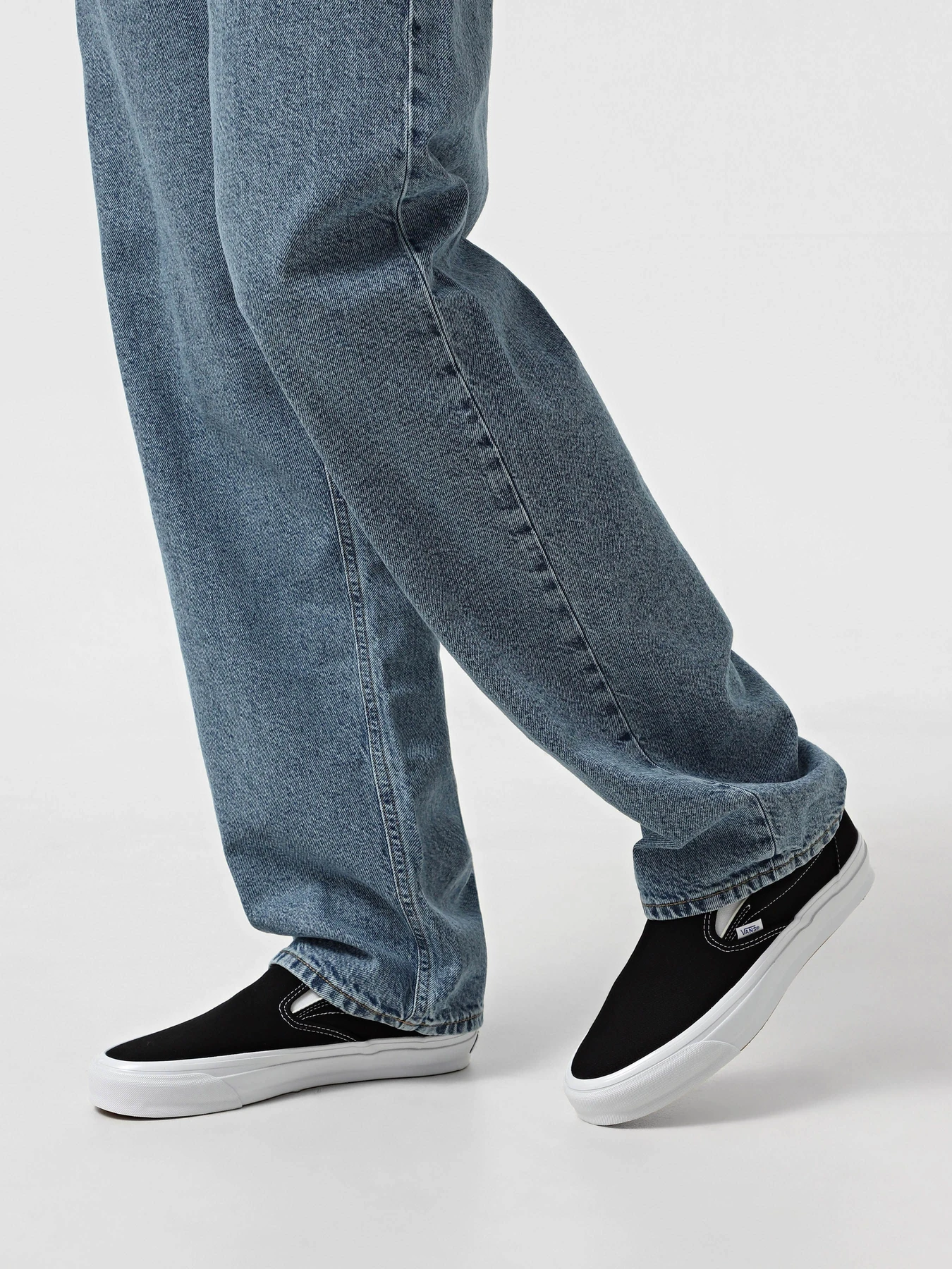 Сліпони та мокасини Vans Reissue 98 модель VN000CSEBA21 Сліпони та мокасини Vans Reissue 98 модель VN000CSEBA21 Фото