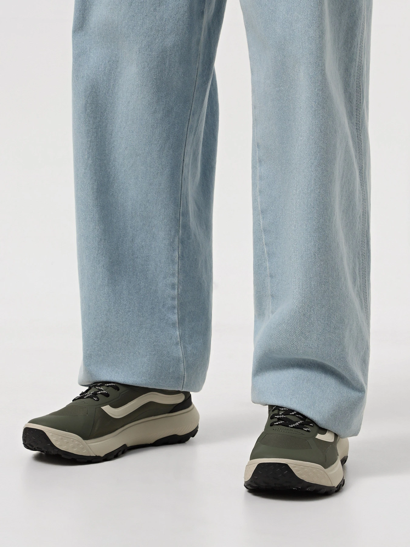 Кроссовки Vans MTE Crosspath модель VN000CVU50K1 Кроссовки Vans MTE Crosspath модель VN000CVU50K1 Фото