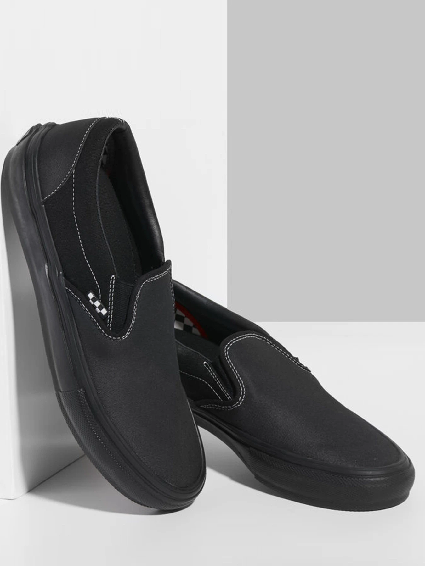 Сліпони та мокасини Vans Skate Slip-On модель VN0A5FCABLK1 Фото