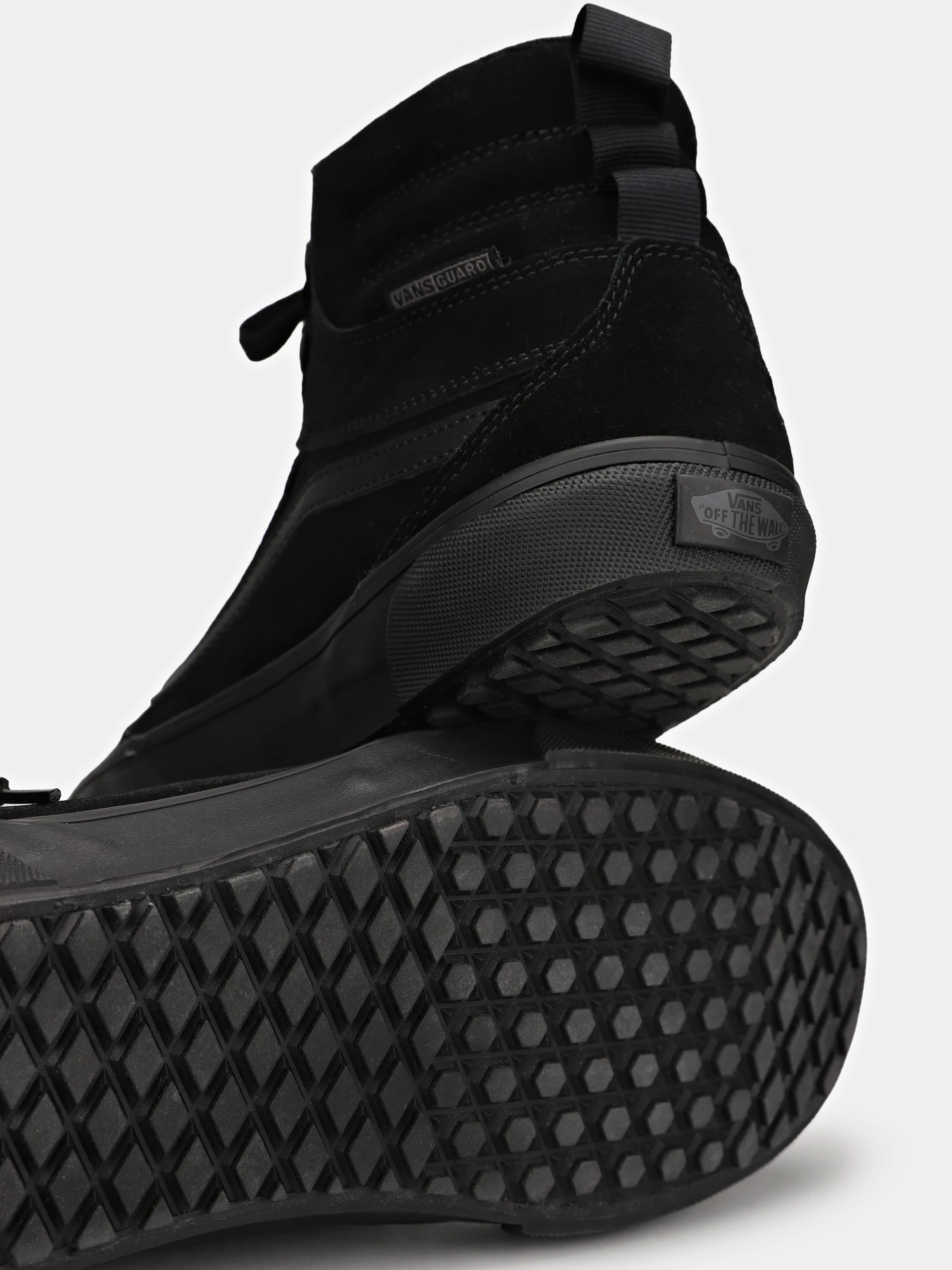 Кеди Vans Ashwood Hi VansGuard модель VN000D94BKA1 Кеди Vans Ashwood Hi VansGuard модель VN000D94BKA1 Фото