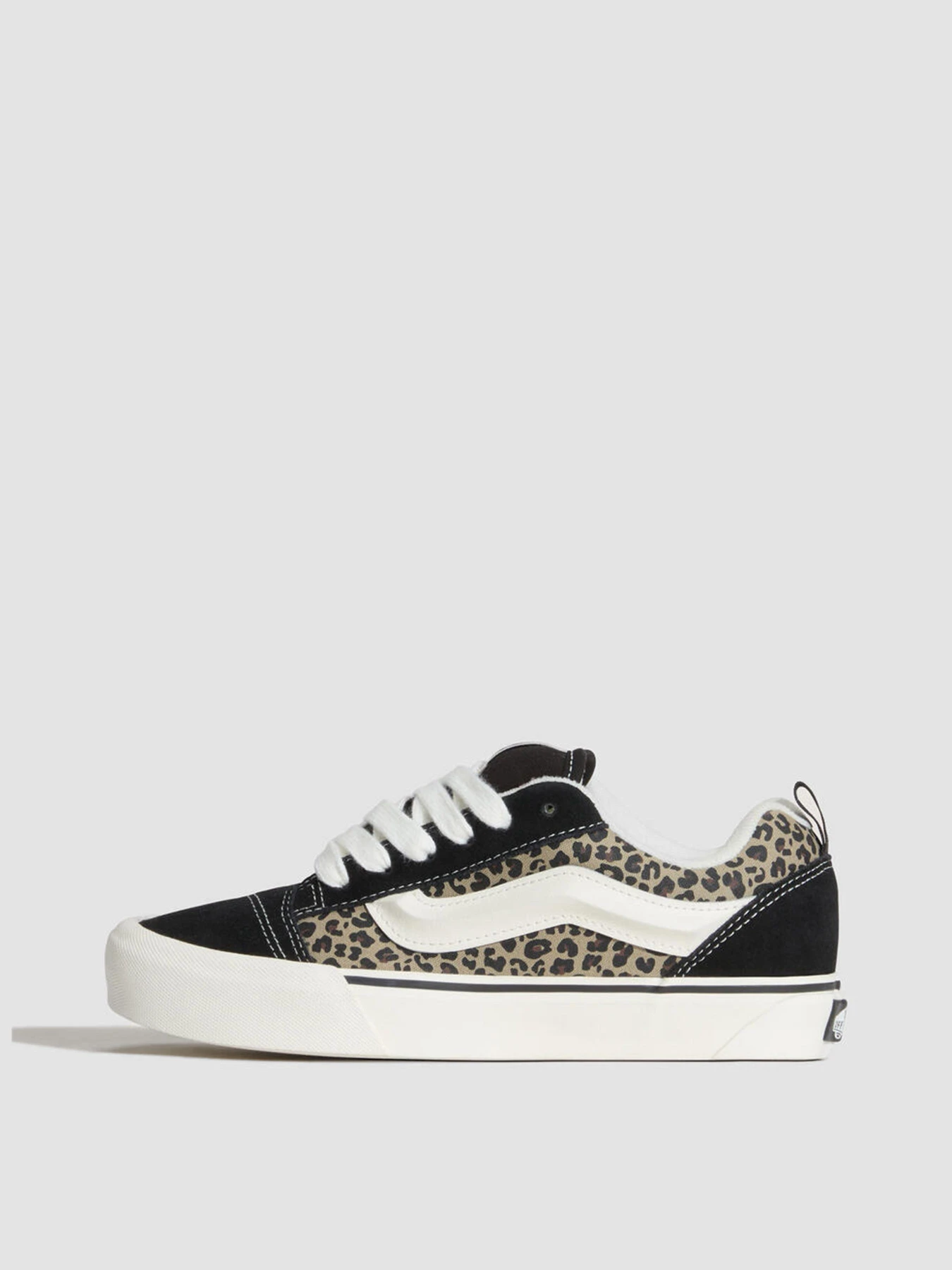 Кеды Vans Knu Skool модель VN000D756I71 Кеды Vans Knu Skool модель VN000D756I71 Фото