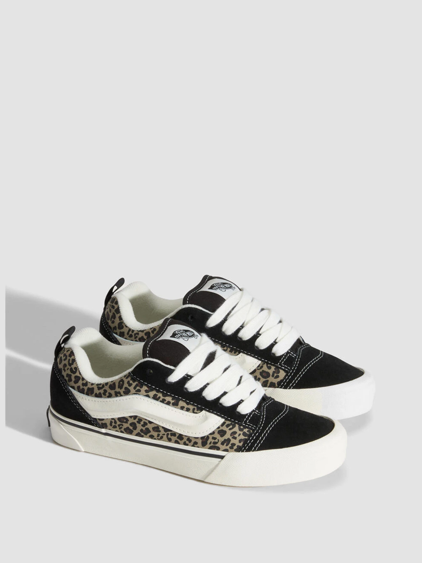 Кеды Vans Knu Skool модель VN000D756I71 Кеды Vans Knu Skool модель VN000D756I71 Фото