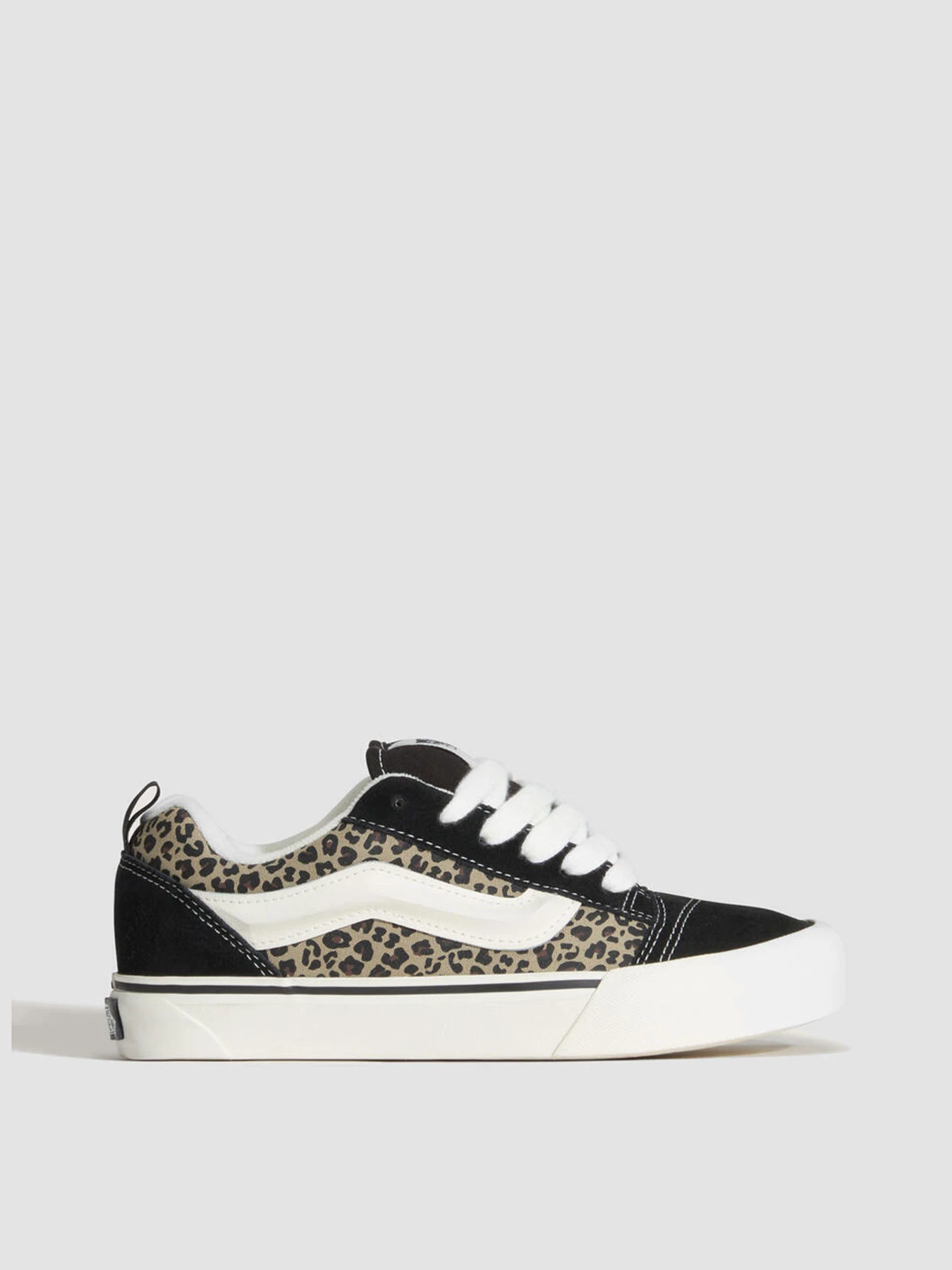 Кеды Vans Knu Skool модель VN000D756I71 Кеды Vans Knu Skool модель VN000D756I71 Фото