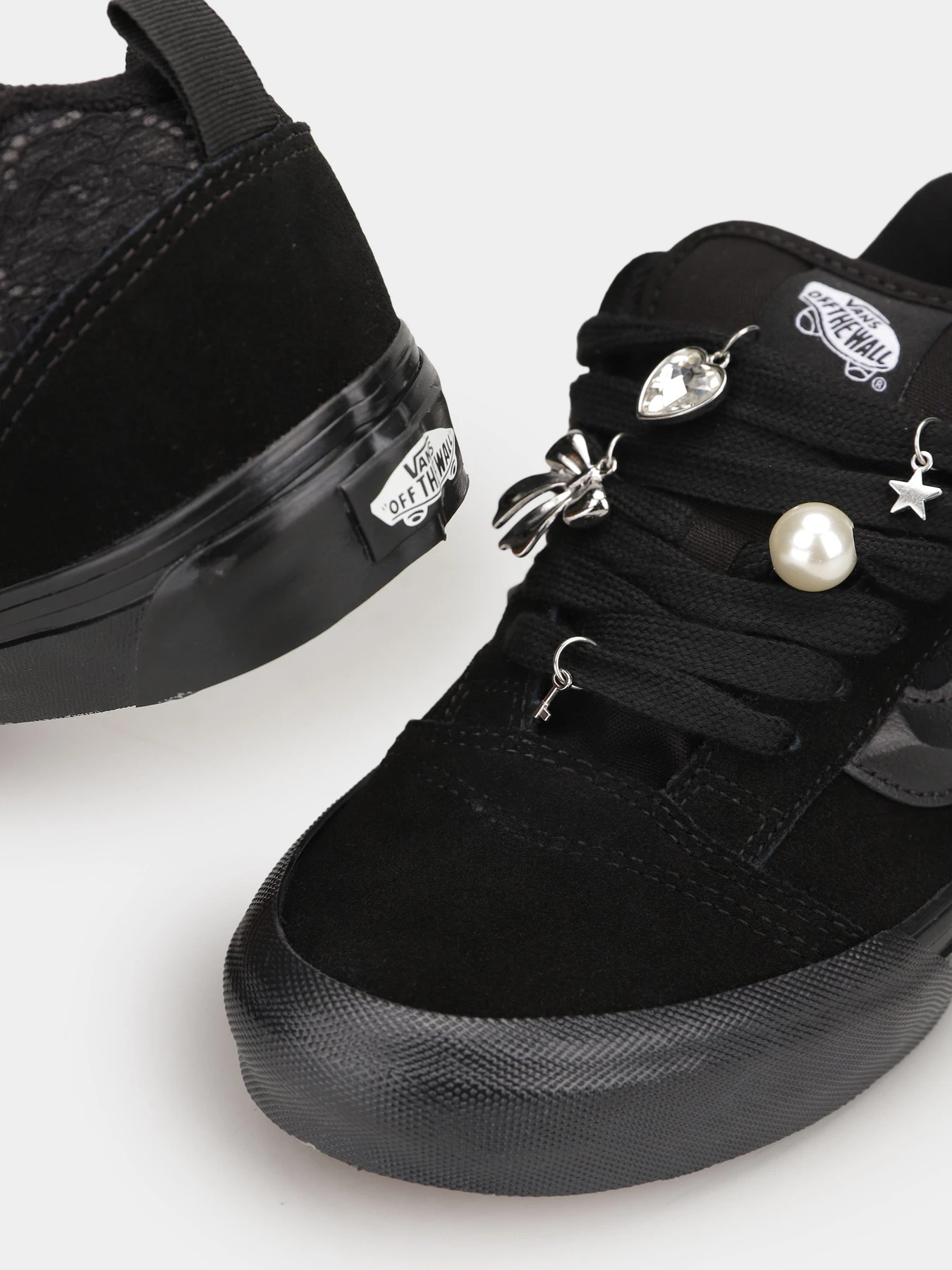 Кеды Vans Knu Skool модель VN000D6Z9NS1 Кеды Vans Knu Skool модель VN000D6Z9NS1 Фото