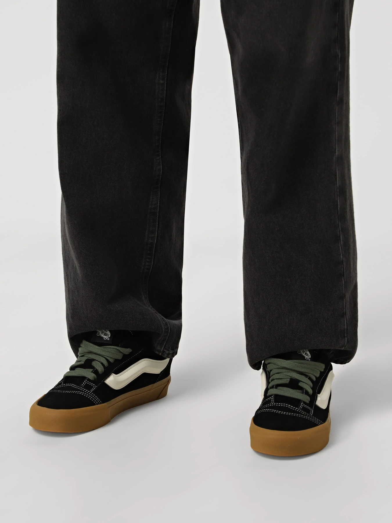 Кеды Vans Knu Skool модель VN000DAJYJ71 Кеды Vans Knu Skool модель VN000DAJYJ71 Фото