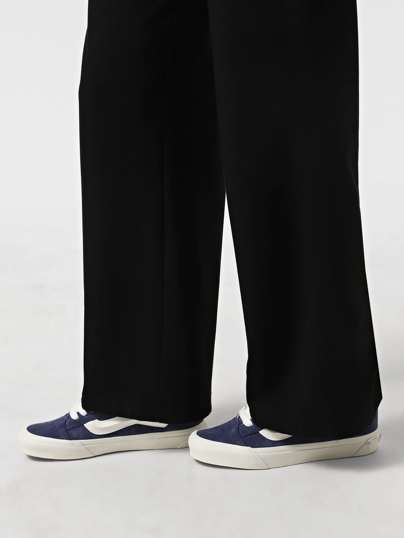 Кеды Vans Knu Skool модель VN000D22EMT1 Кеды Vans Knu Skool модель VN000D22EMT1 Фото