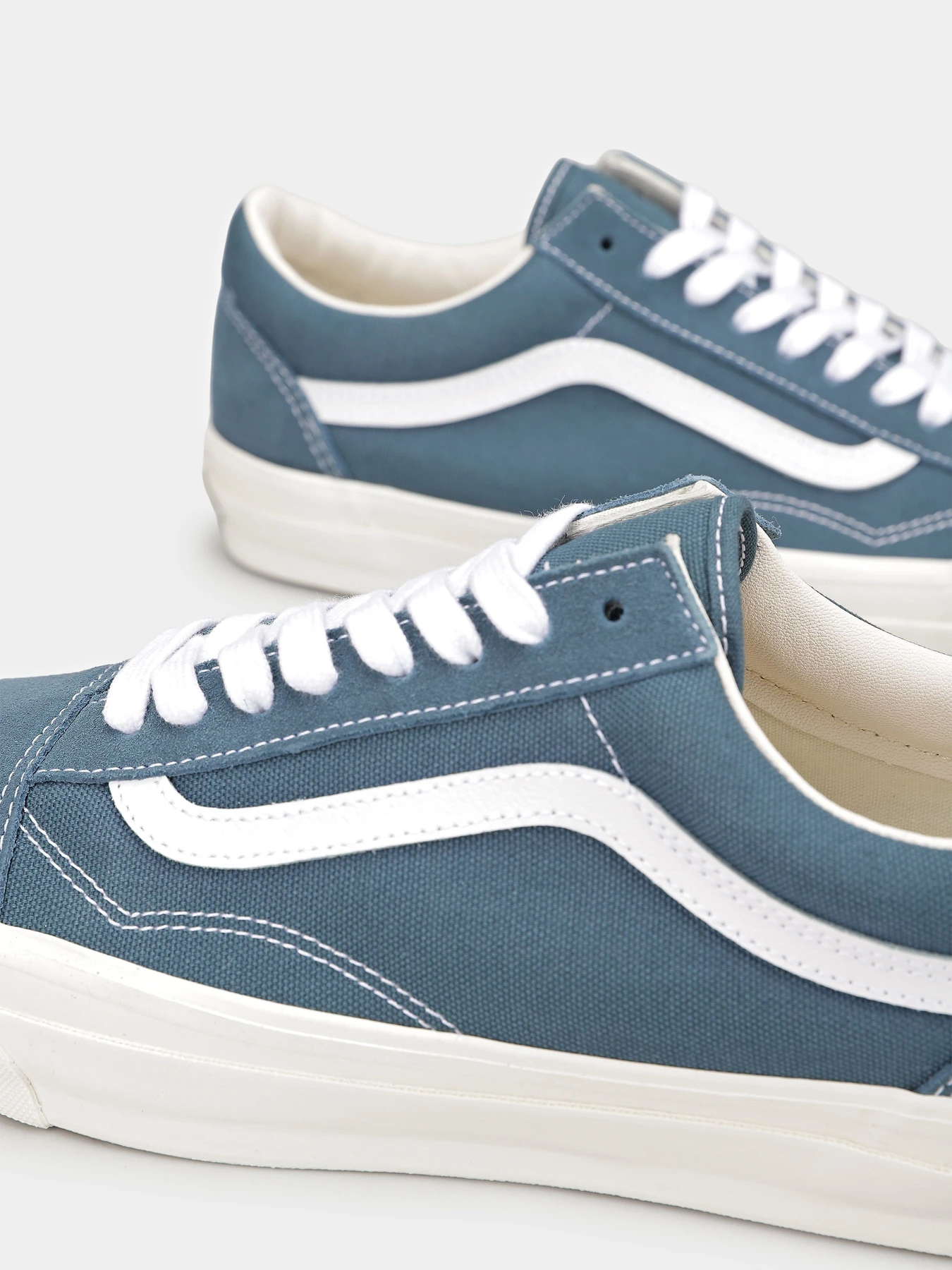 Кеды Vans Old Skool модель VN000D9J12S1 Кеды Vans Old Skool модель VN000D9J12S1 Фото