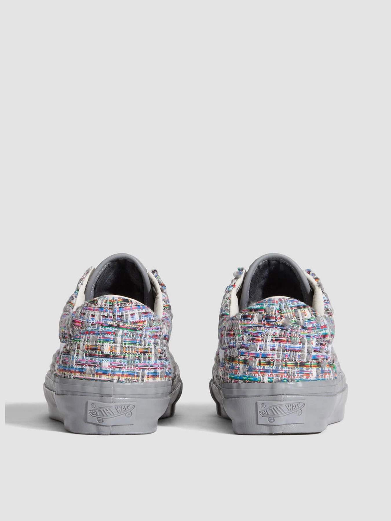 Кеды Vans Old Skool модель VN000D9V85T1 Кеды Vans Old Skool модель VN000D9V85T1 Фото