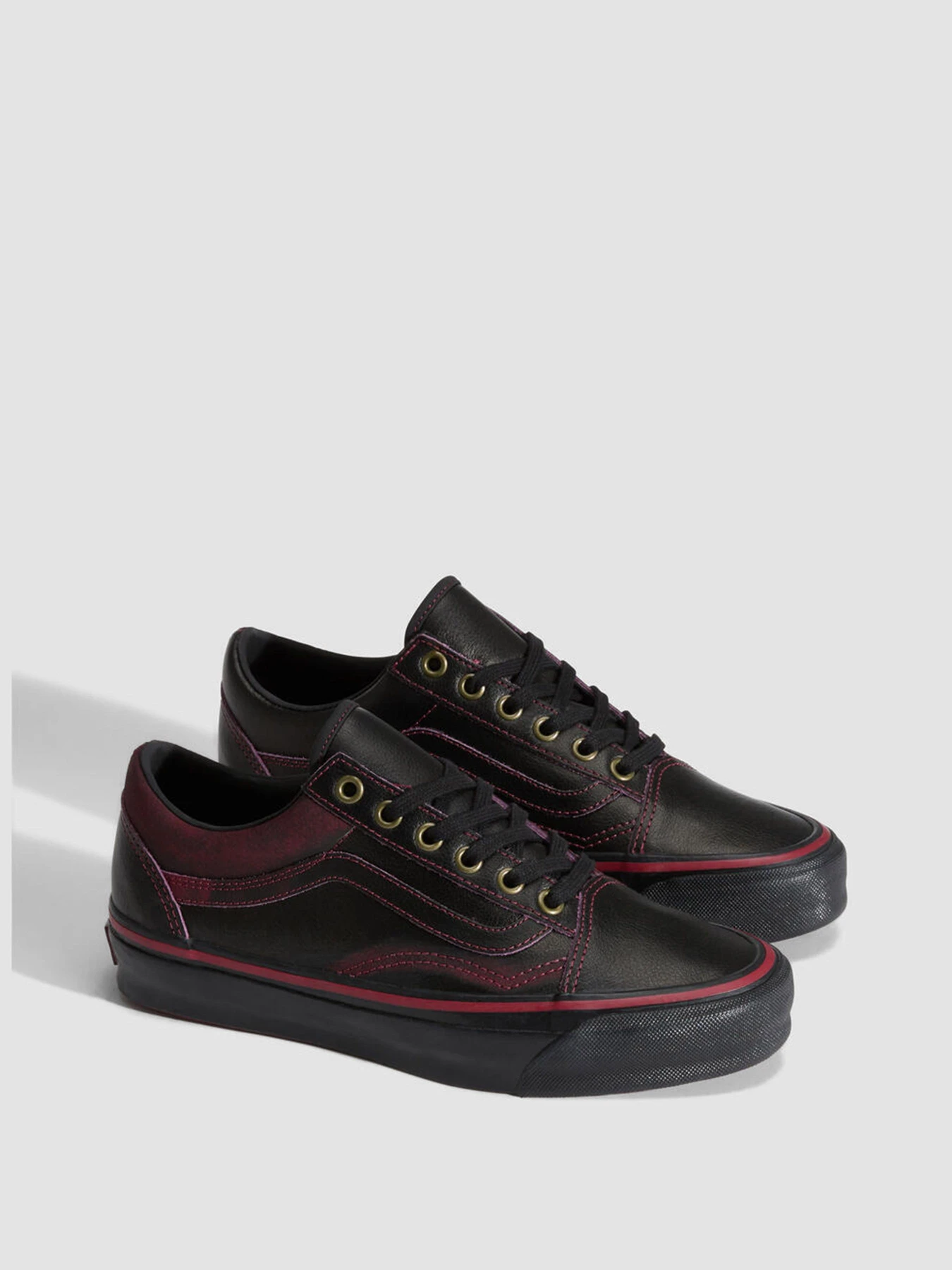 Кеди Vans Old Skool Leather модель VN000EDAKRK1 Кеди Vans Old Skool Leather модель VN000EDAKRK1 Фото
