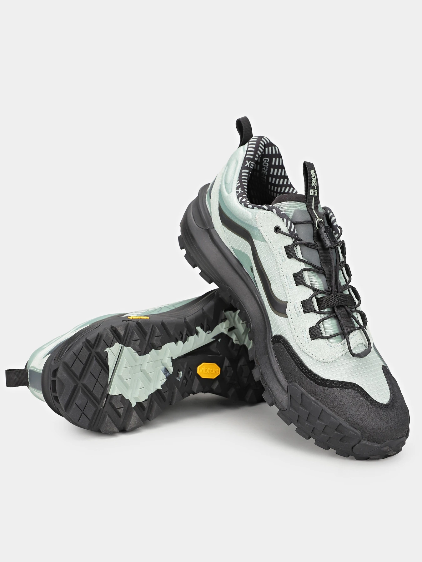 Кросівки Vans MTE Crosspath XC Gore-Tex модель VN000DAMRMO1 Фото
