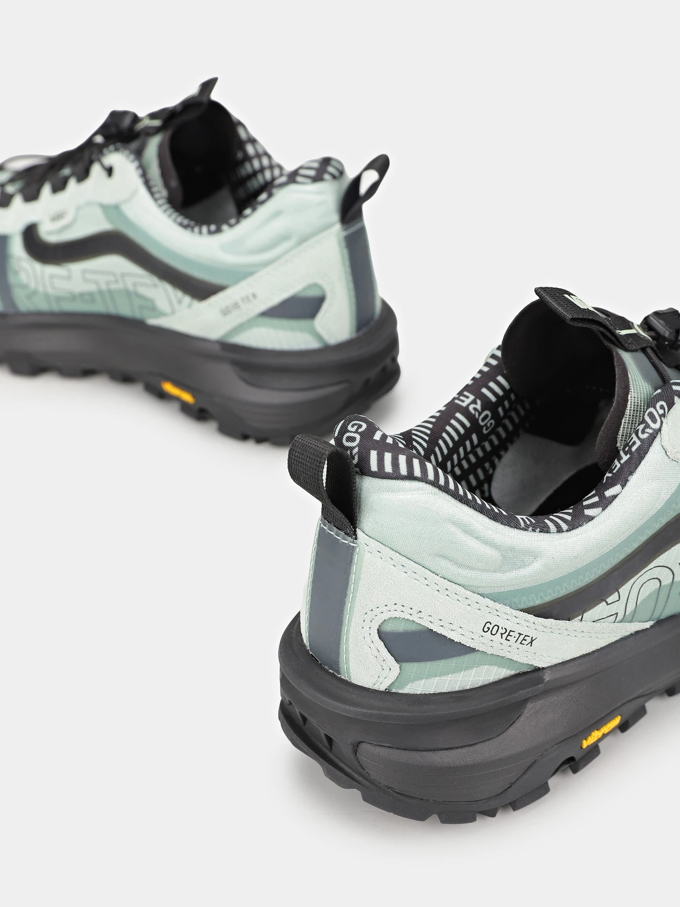 Кросівки Vans MTE Crosspath XC Gore-Tex модель VN000DAMRMO1 Фото