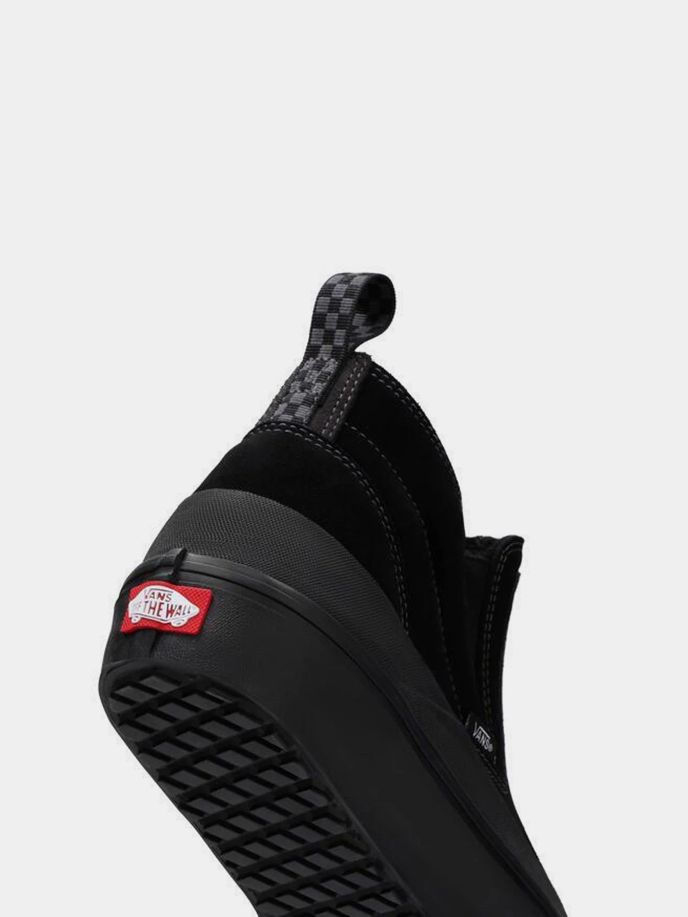 Ботинки и сапоги Vans MTE Mid-Slip Insulated модель VN000DANBLK1 Ботинки и сапоги Vans MTE Mid-Slip Insulated модель VN000DANBLK1 Фото