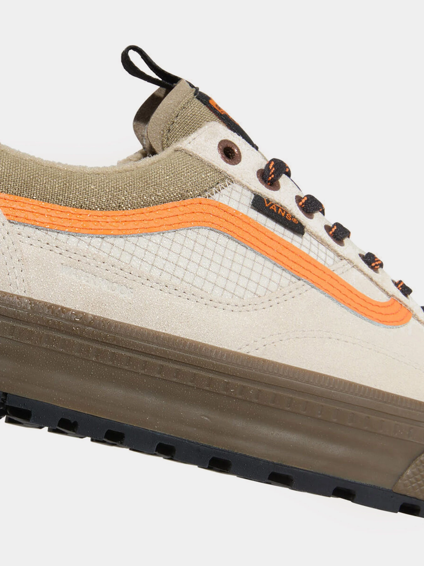 Кеди Vans MTE Old Skool Waterproof Insulated модель VN000DAZF881 Кеди Vans MTE Old Skool Waterproof Insulated модель VN000DAZF881 Фото