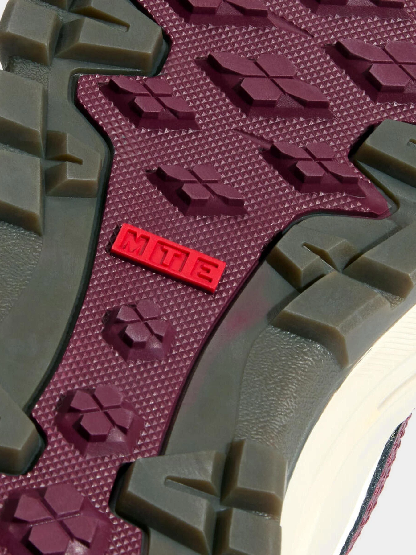 Ботинки и сапоги Vans модель VN000DARC9F1 Ботинки и сапоги Vans модель VN000DARC9F1 Фото