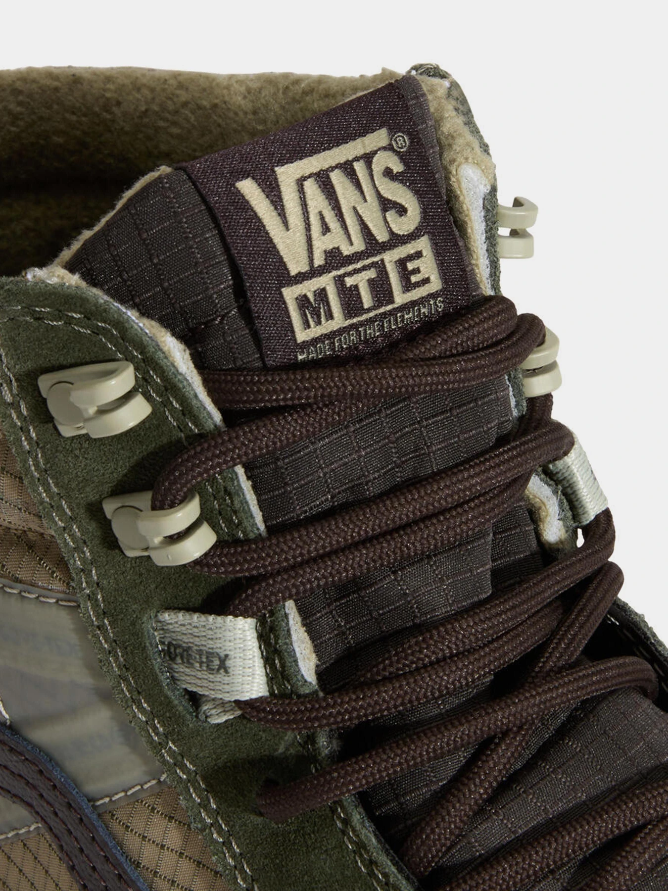 Ботинки и сапоги Vans модель VN000DARF871 Ботинки и сапоги Vans модель VN000DARF871 Фото
