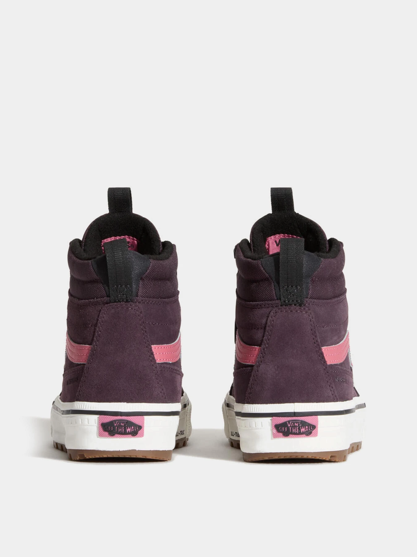 Ботинки и сапоги Vans модель VN000DAQ02Y1 Ботинки и сапоги Vans модель VN000DAQ02Y1 Фото