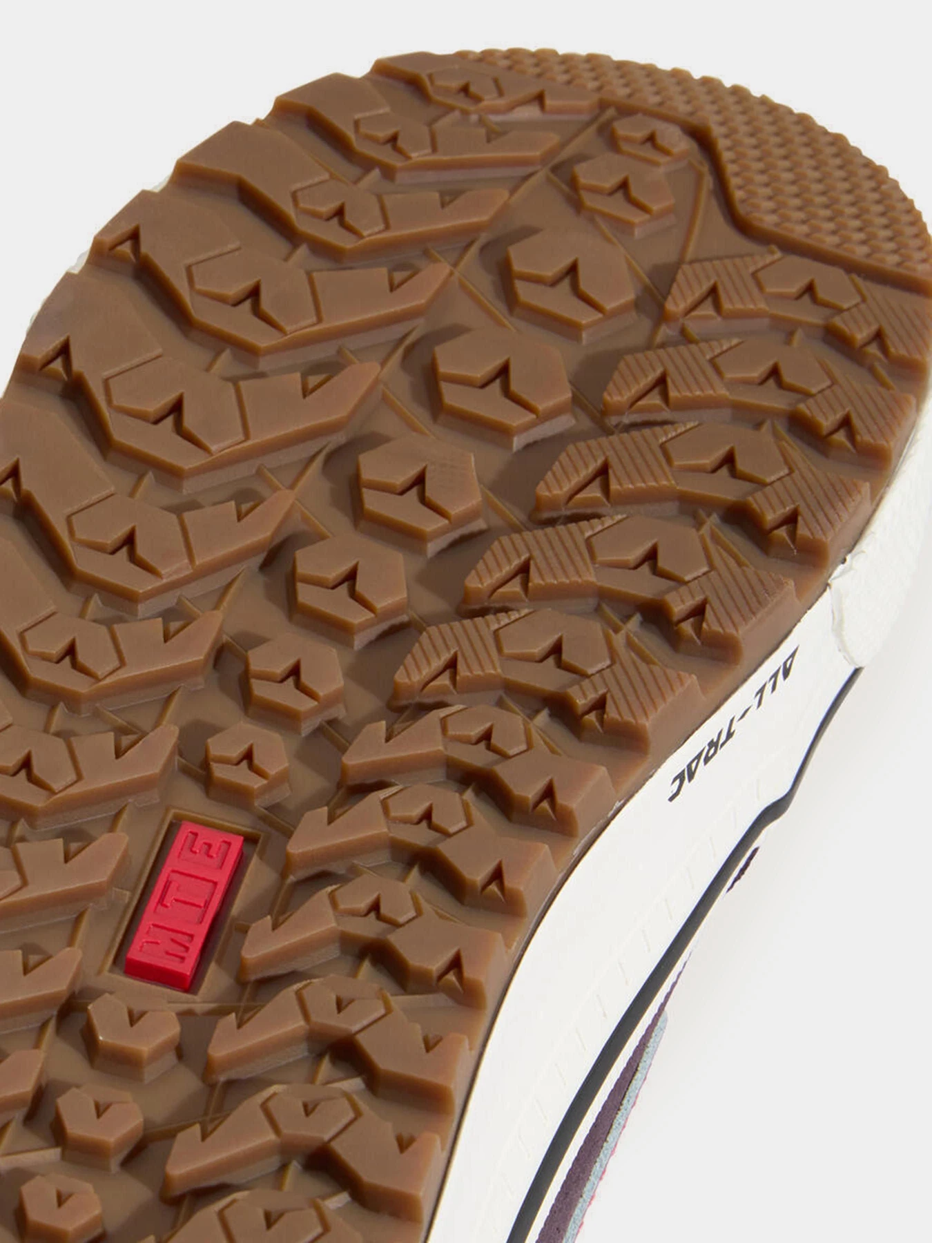 Ботинки и сапоги Vans модель VN000DAQ02Y1 Ботинки и сапоги Vans модель VN000DAQ02Y1 Фото