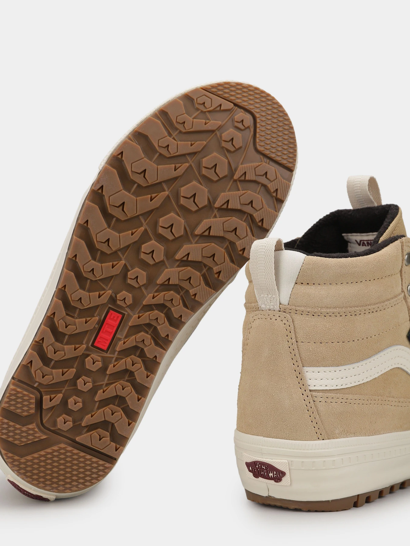 Ботинки и сапоги Vans модель VN000DAQTWH1 Ботинки и сапоги Vans модель VN000DAQTWH1 Фото
