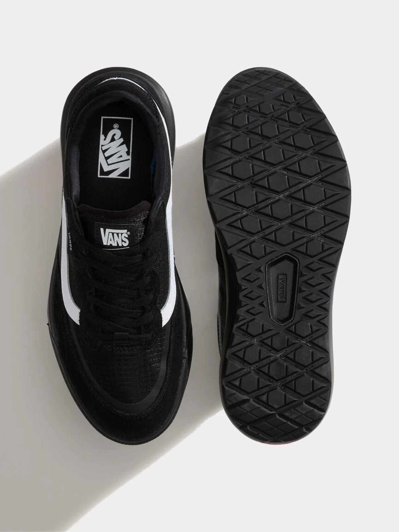 Кроссовки Vans модель VN000D61BKA1 Кроссовки Vans модель VN000D61BKA1 Фото