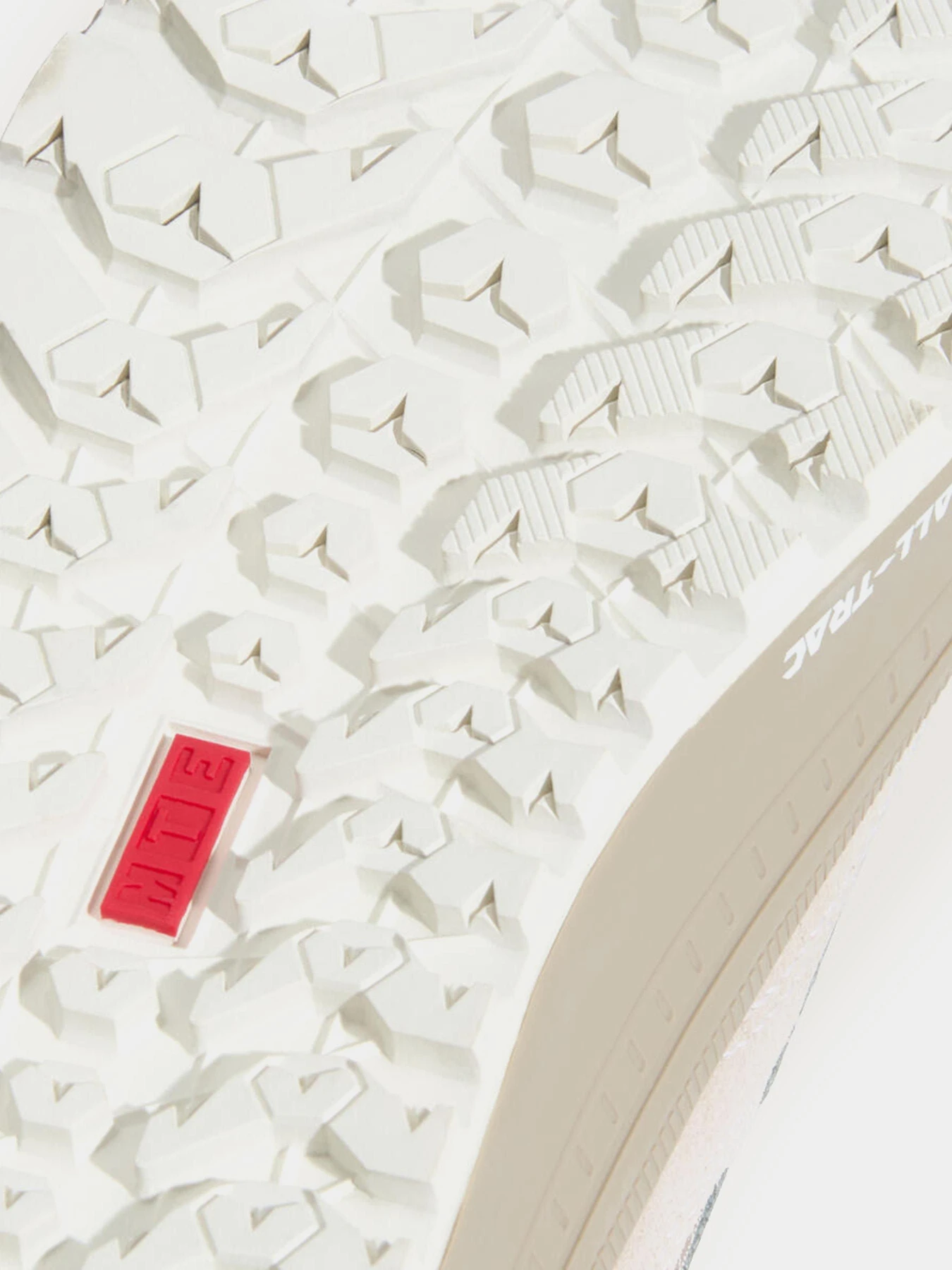 Кеди Vans модель VN000DAZSTN1 Кеди Vans модель VN000DAZSTN1 Фото