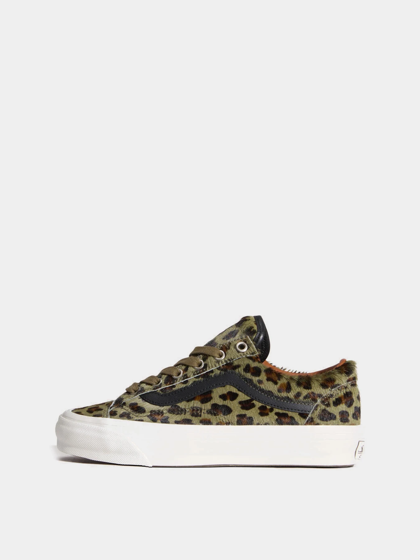Кеды Vans OLD SKOOL модель VN000EHDOLV1 Кеды Vans OLD SKOOL модель VN000EHDOLV1 Фото
