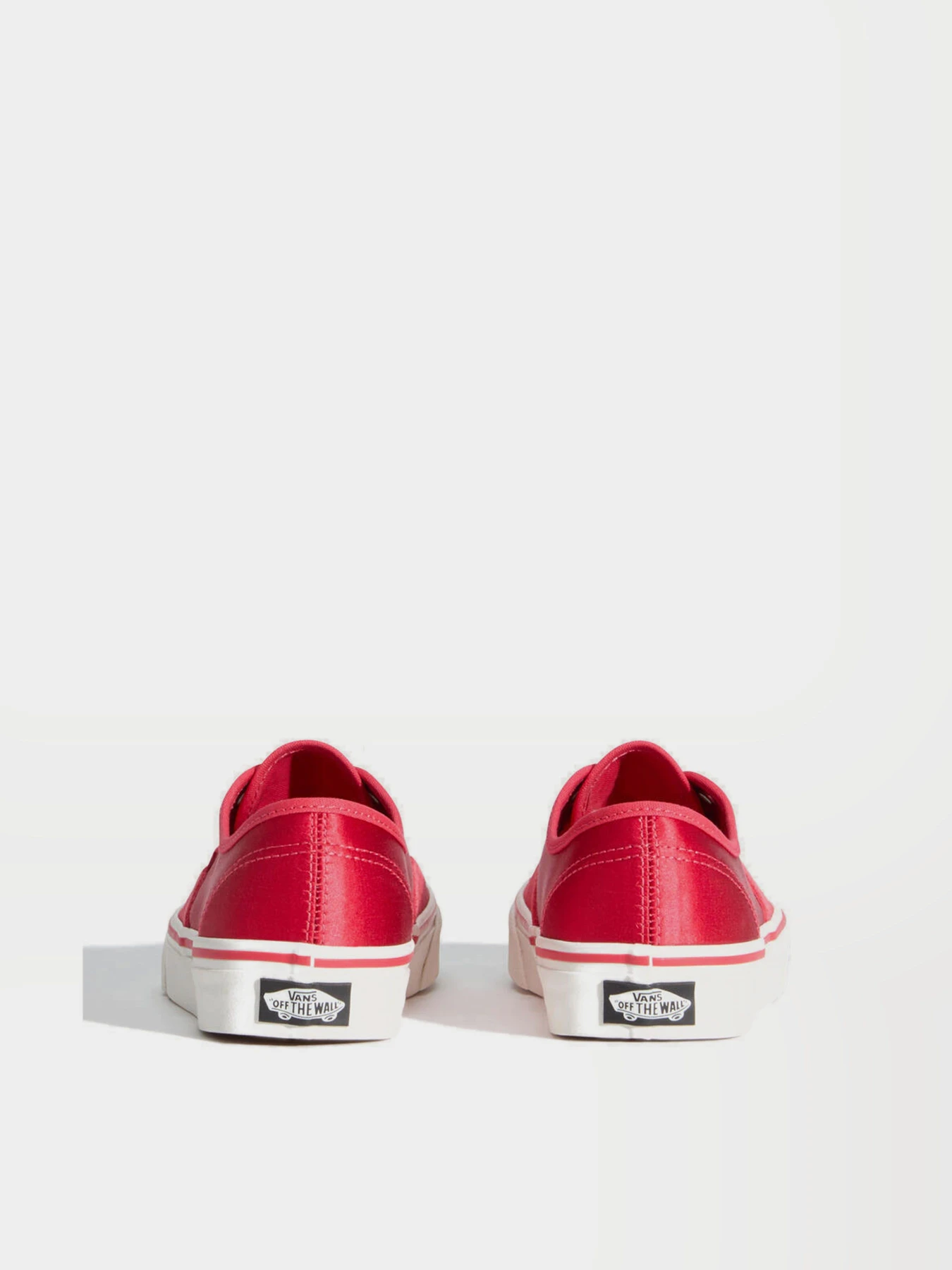 Кеды Vans AUTHENTIC модель VN000EHHFO91 Кеды Vans AUTHENTIC модель VN000EHHFO91 Фото