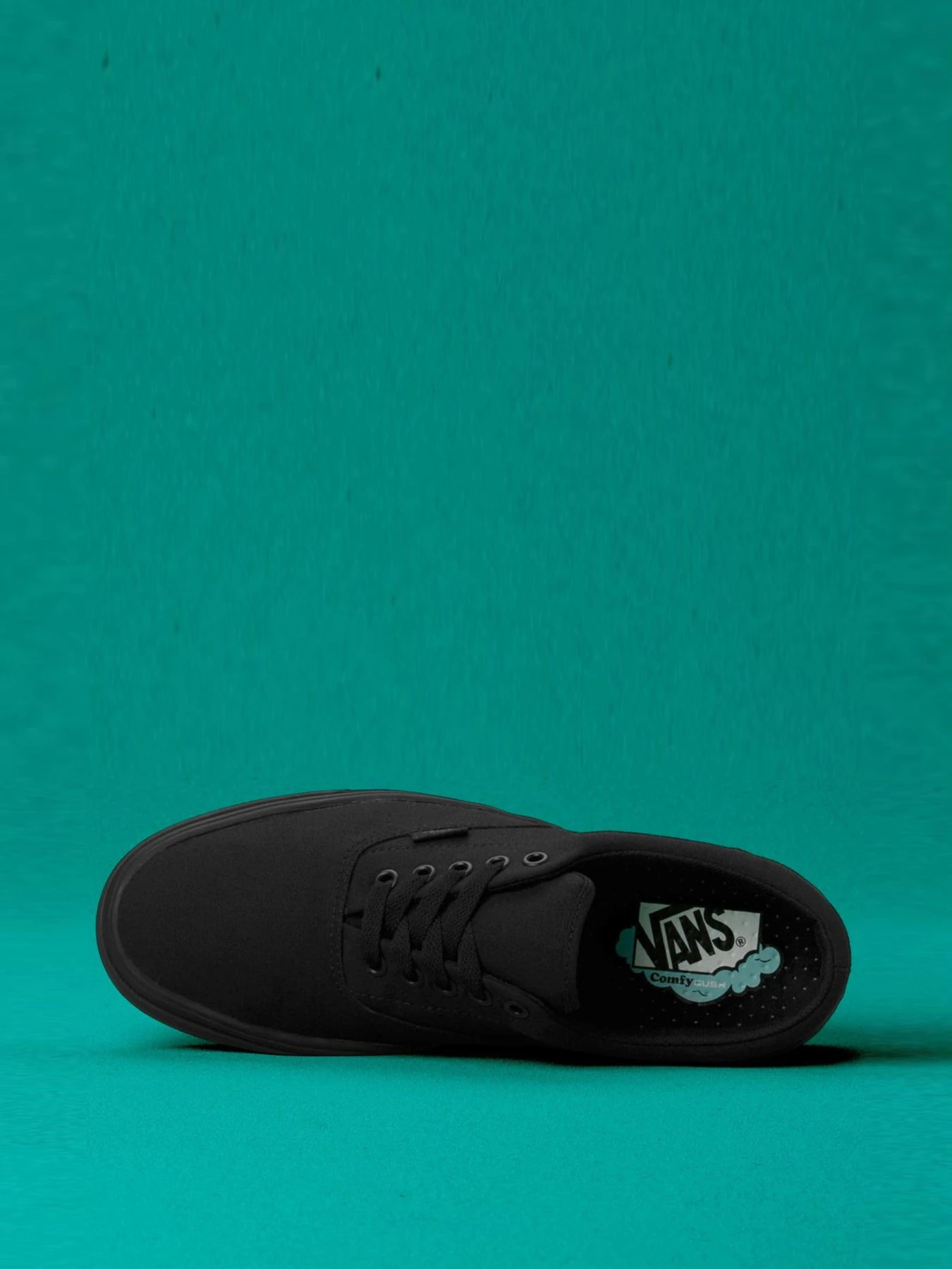 Кеди Vans Classic ComfyCush Era модель VN0A3WM9VND1 Кеди Vans Classic ComfyCush Era модель VN0A3WM9VND1 Фото