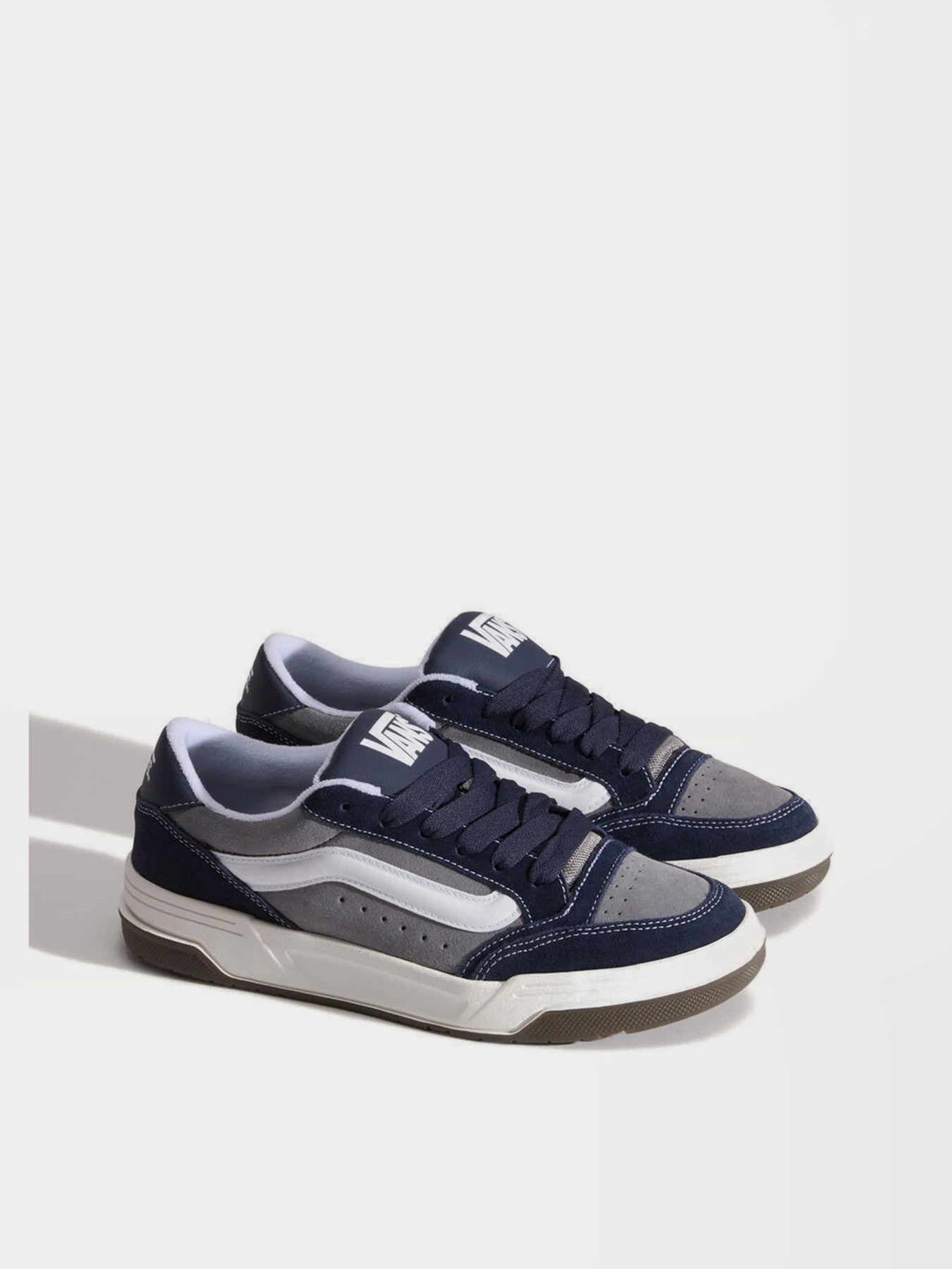 Кеды Vans HYLANE модель VN000D8NBFB1 Кеды Vans HYLANE модель VN000D8NBFB1 Фото
