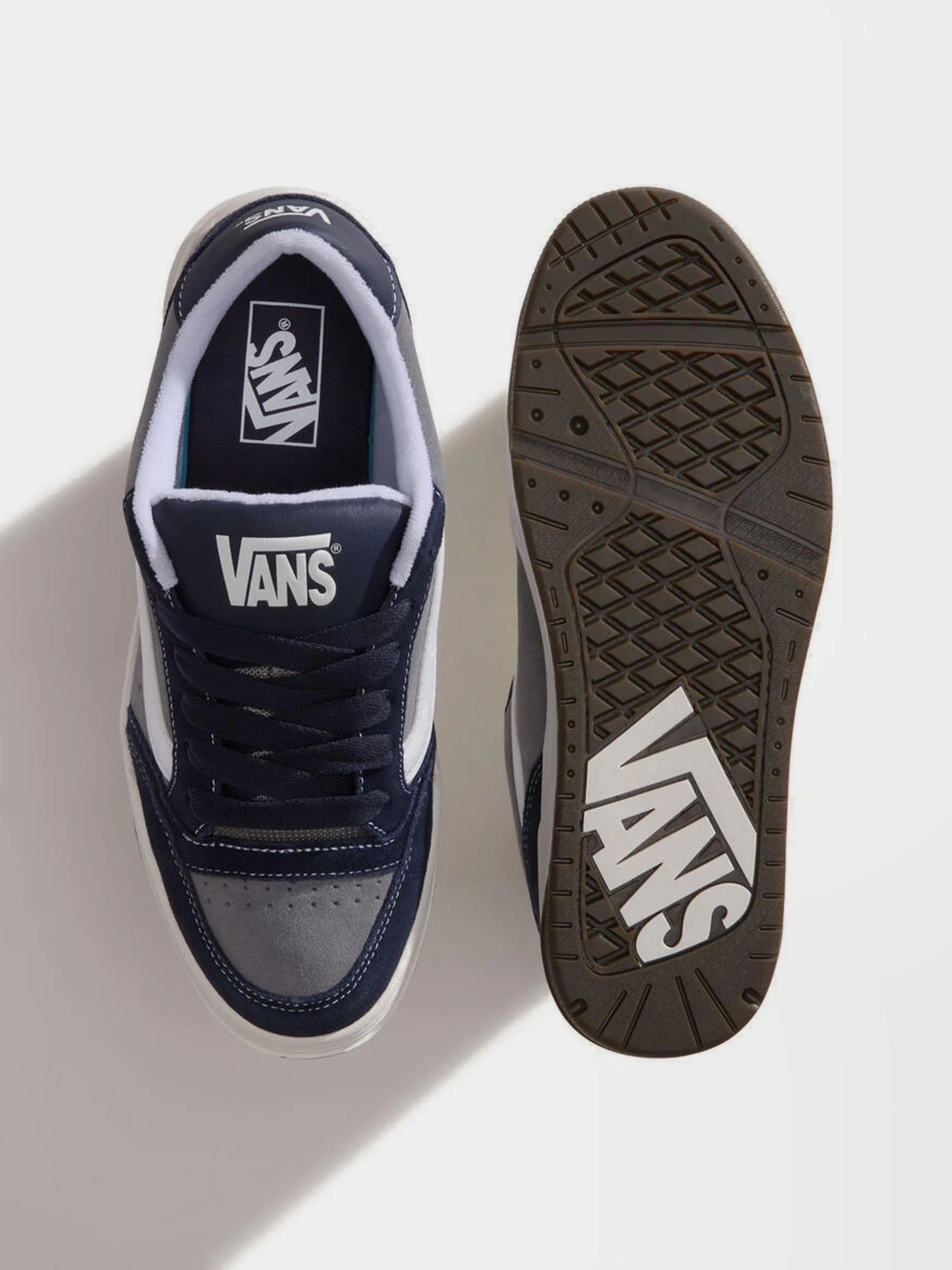 Кеды Vans HYLANE модель VN000D8NBFB1 Кеды Vans HYLANE модель VN000D8NBFB1 Фото
