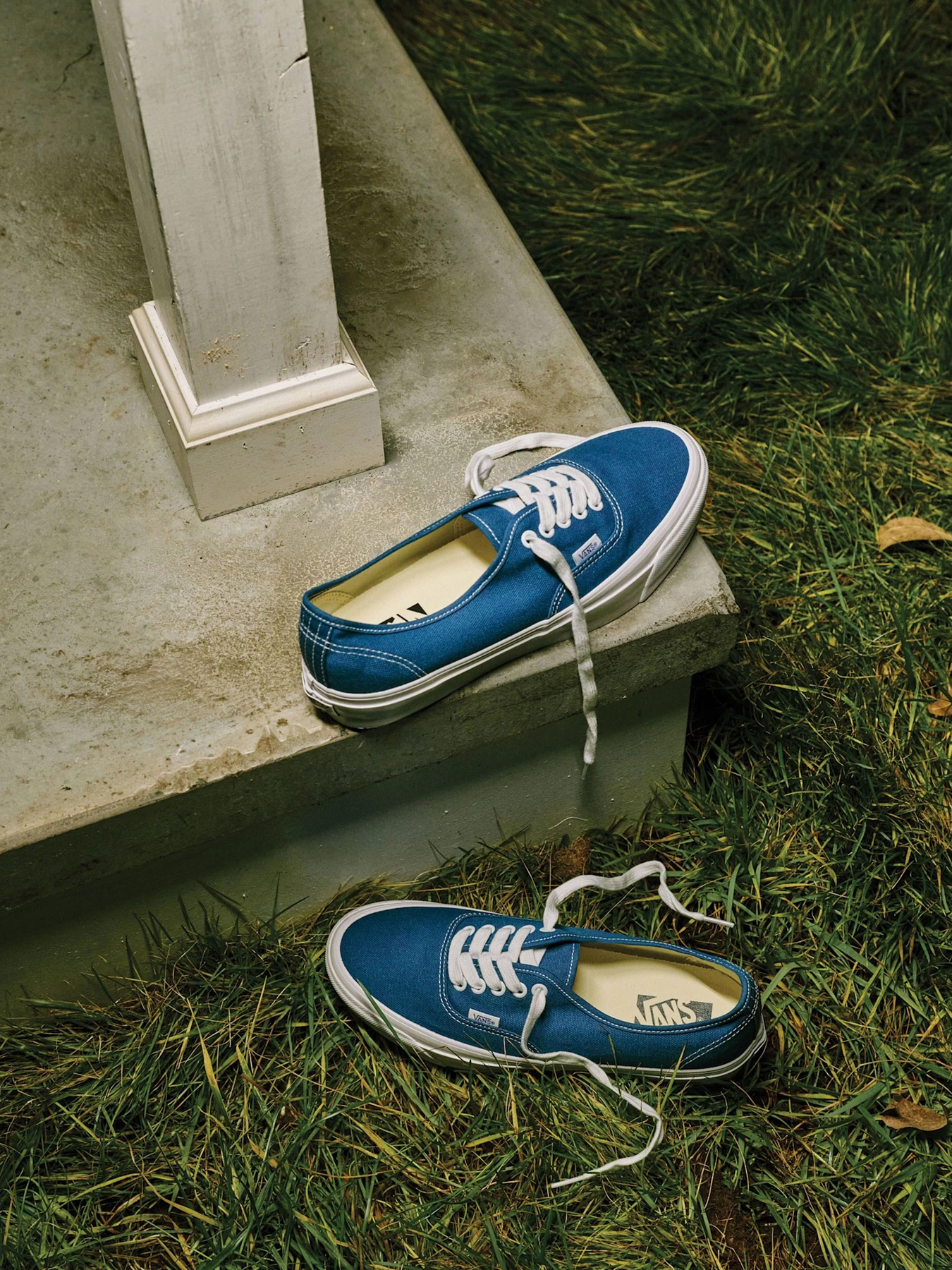 Кеды Vans LX AUTHENTIC 44 модель VN000EBNBX91 Кеды Vans LX AUTHENTIC 44 модель VN000EBNBX91 Фото