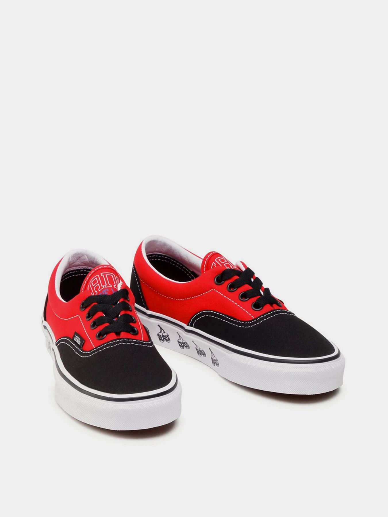 Кеди Vans New Varsity Era модель VN0A54F14G01 Кеди Vans New Varsity Era модель VN0A54F14G01 Фото