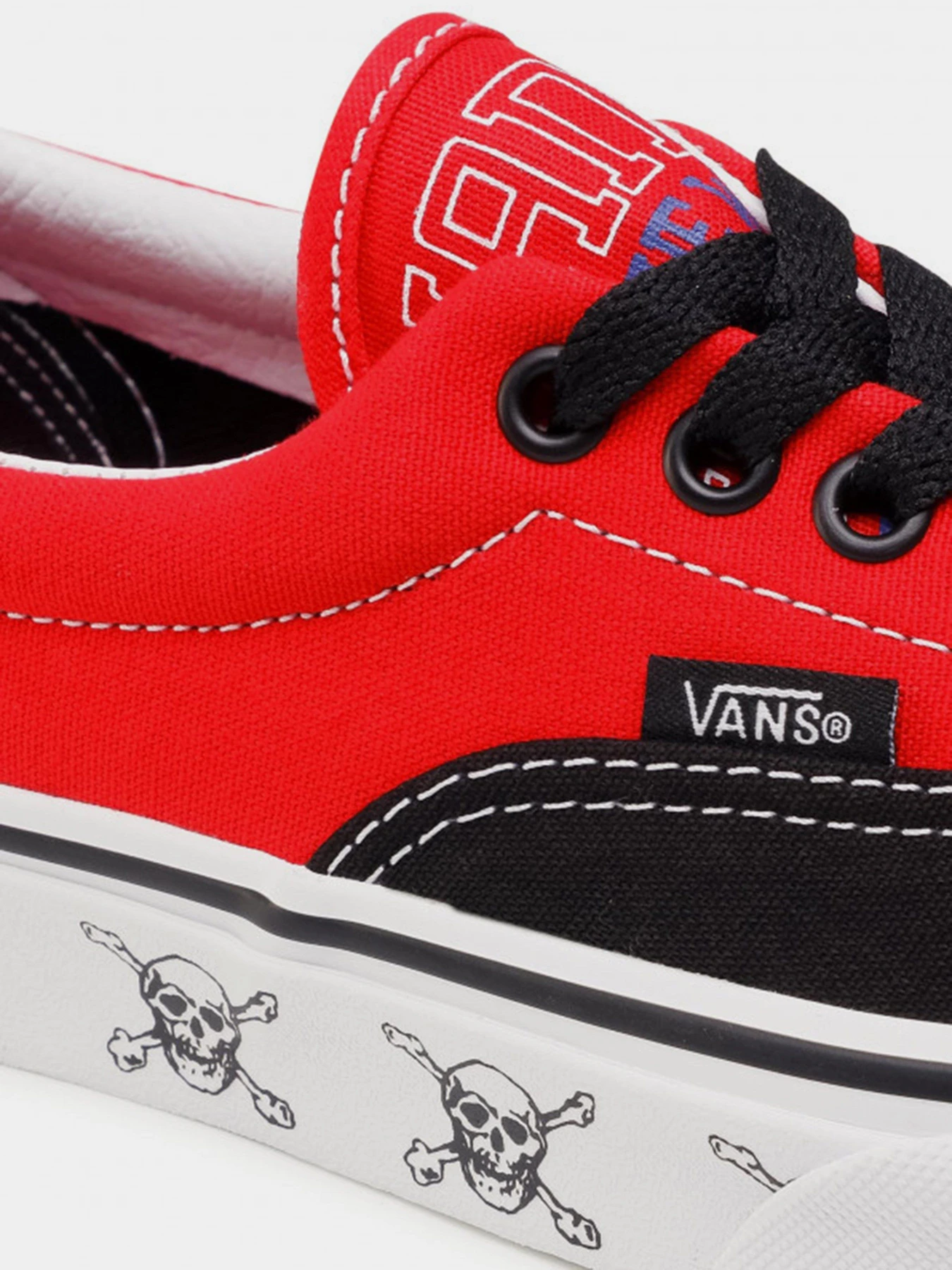 Кеди Vans New Varsity Era модель VN0A54F14G01 Кеди Vans New Varsity Era модель VN0A54F14G01 Фото