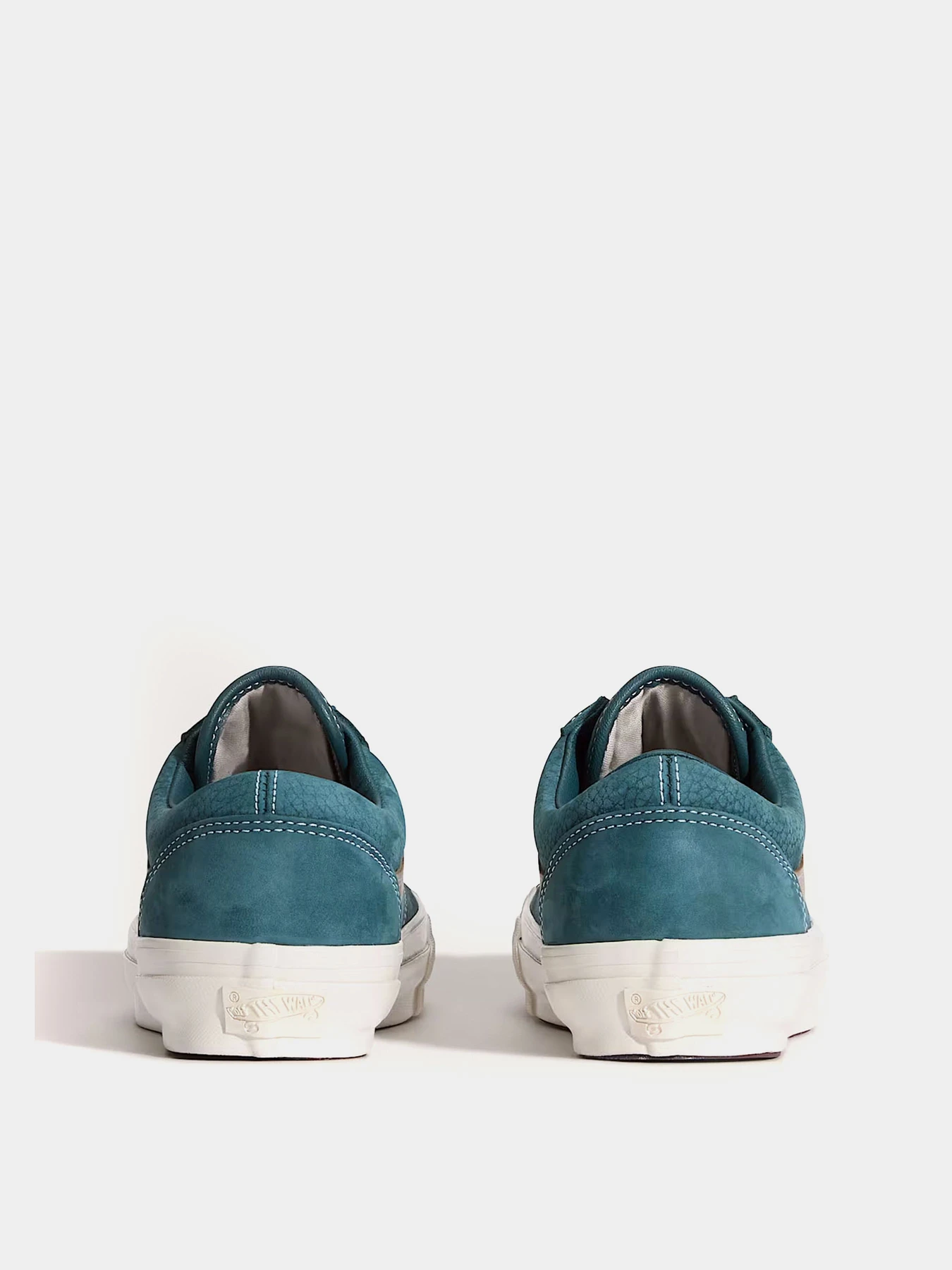 Кеды Vans LX OLD SKOOL 36 модель VN000D9RBLU1 Кеды Vans LX OLD SKOOL 36 модель VN000D9RBLU1 Фото