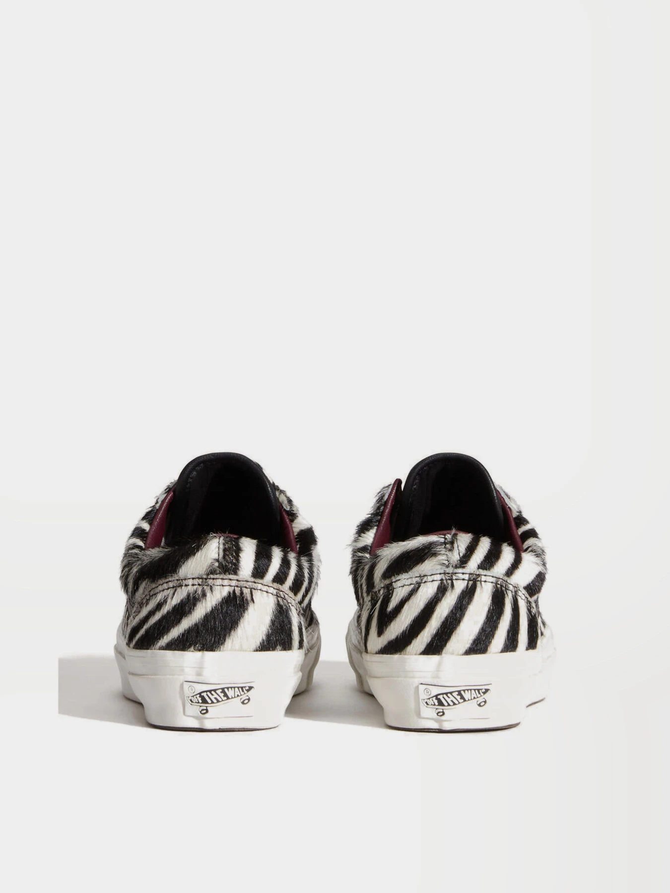 Кеды Vans LX OLD SKOOL 36 модель VN000EHDZBR1 Кеды Vans LX OLD SKOOL 36 модель VN000EHDZBR1 Фото