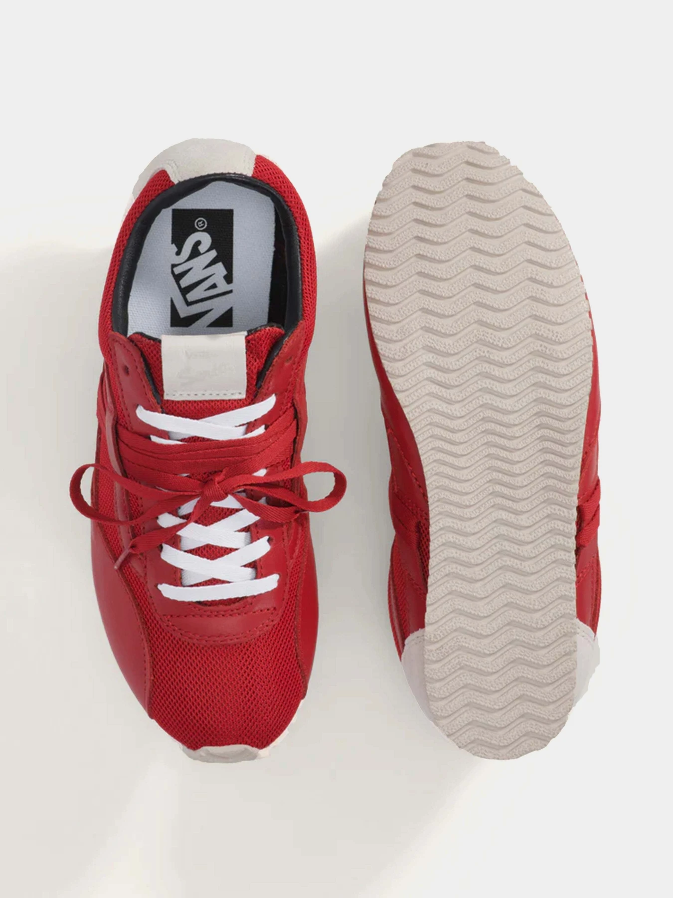 Кроссовки Vans LX SLP TRAINER модель VN000EHQCDY1 Кроссовки Vans LX SLP TRAINER модель VN000EHQCDY1 Фото