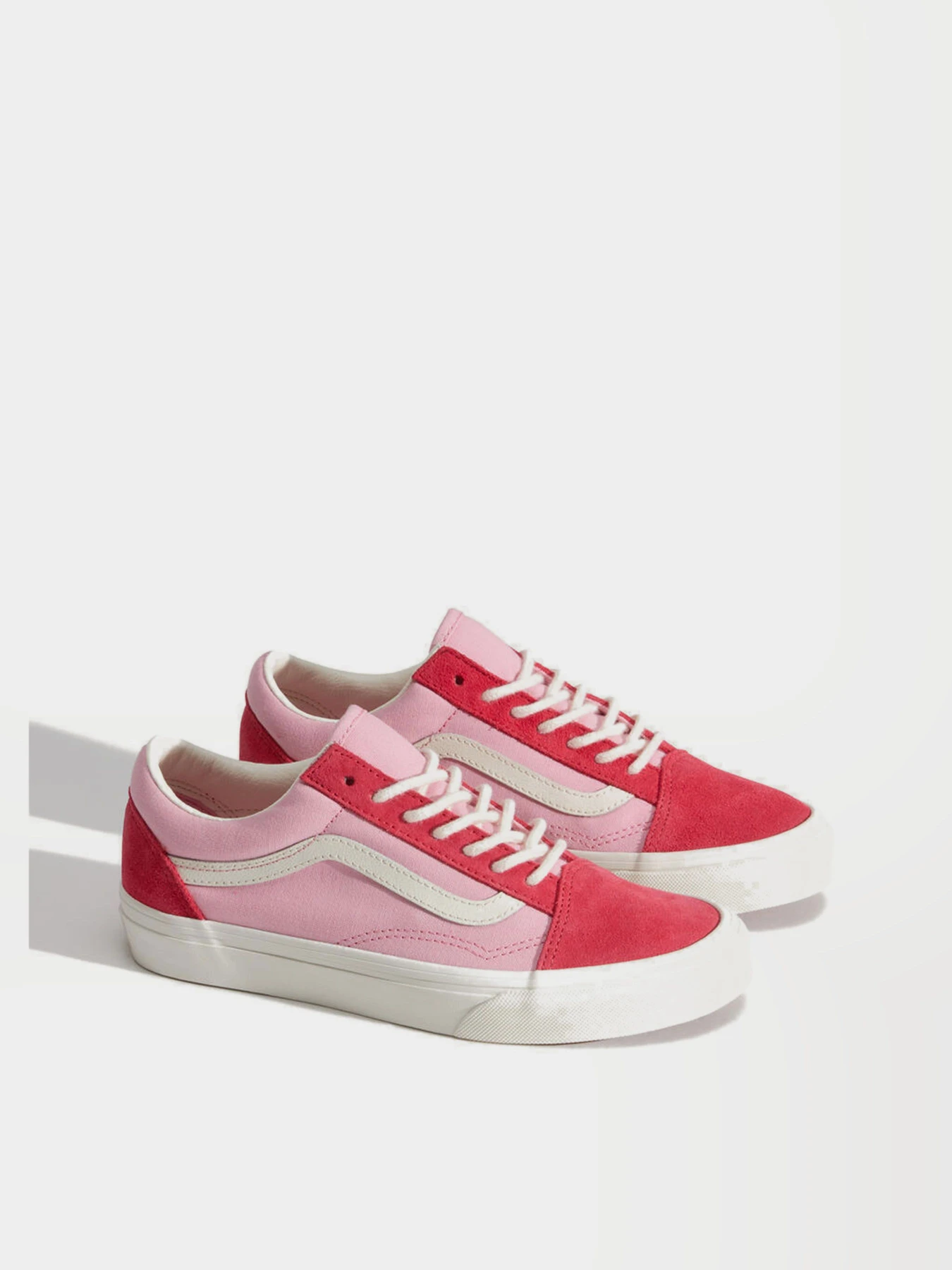 Кеды Vans OLD SKOOL модель VN000EDYFO91 Кеды Vans OLD SKOOL модель VN000EDYFO91 Фото