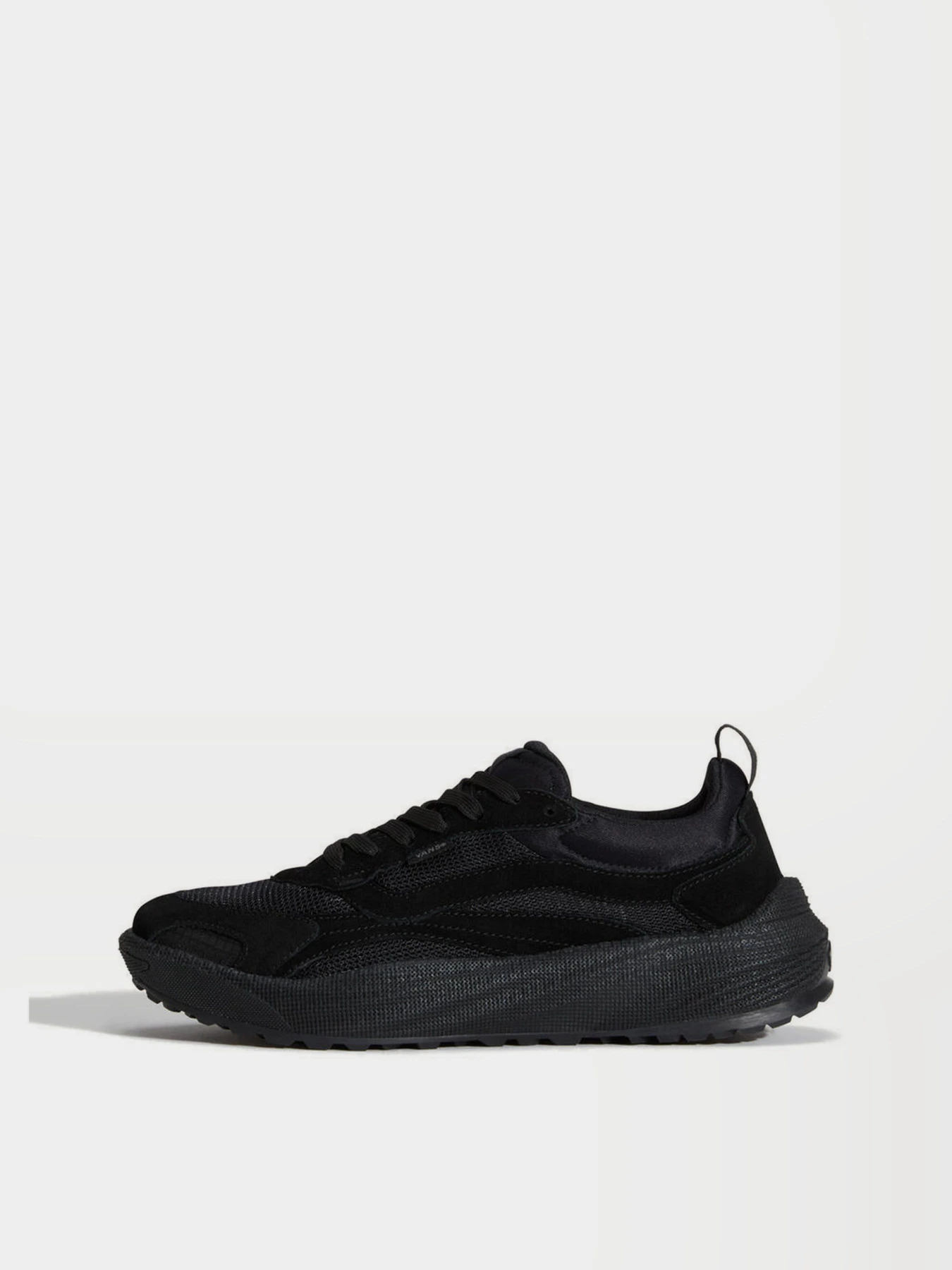 Кросівки Vans ULTRARANGE NEO 2.0 модель VN000EJ8BLK1 Кросівки Vans ULTRARANGE NEO 2.0 модель VN000EJ8BLK1 Фото