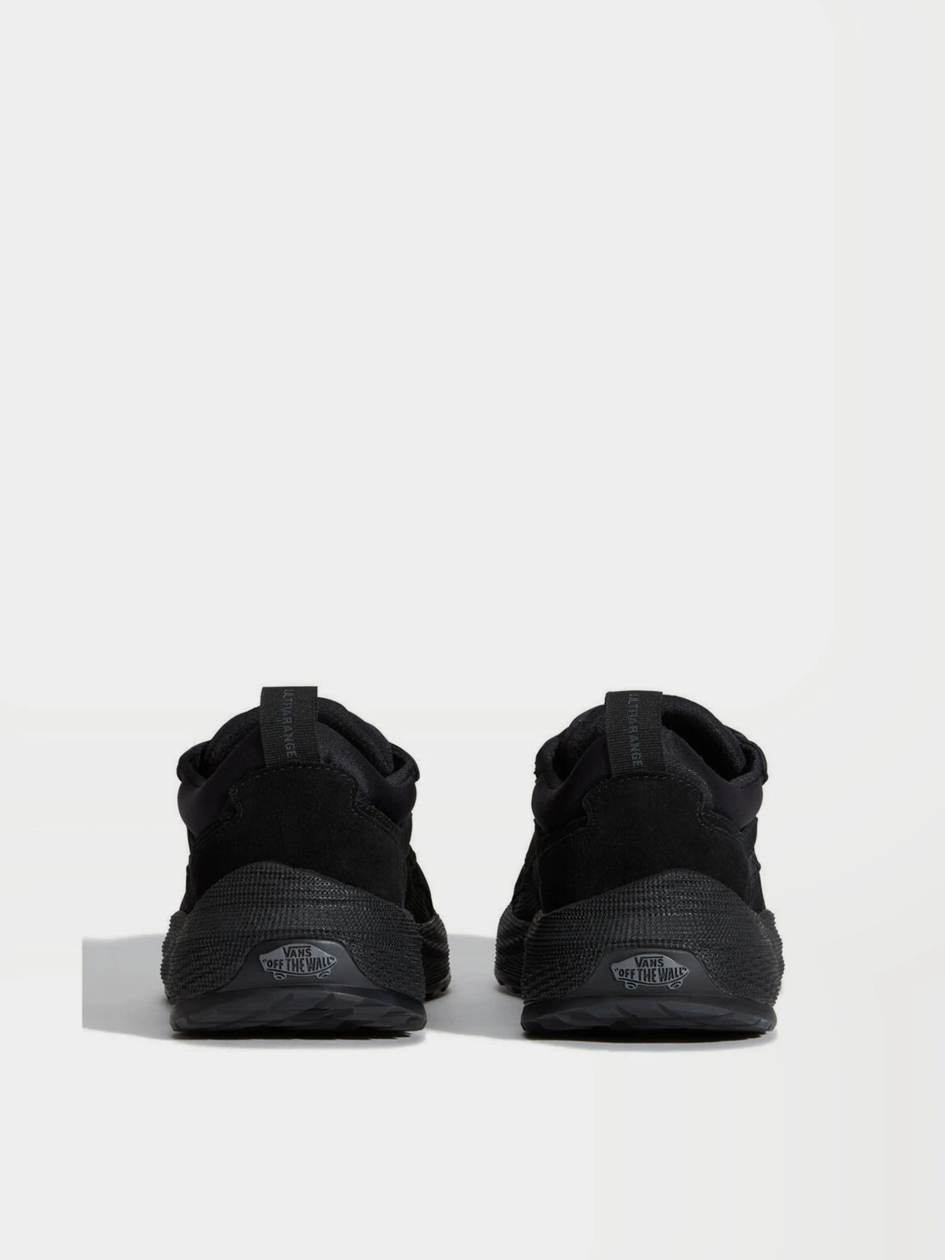 Кросівки Vans ULTRARANGE NEO 2.0 модель VN000EJ8BLK1 Кросівки Vans ULTRARANGE NEO 2.0 модель VN000EJ8BLK1 Фото