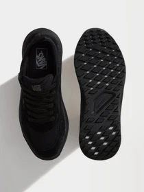 Кросівки Vans ULTRARANGE NEO 2.0 модель VN000EJ8BLK1 Фото
