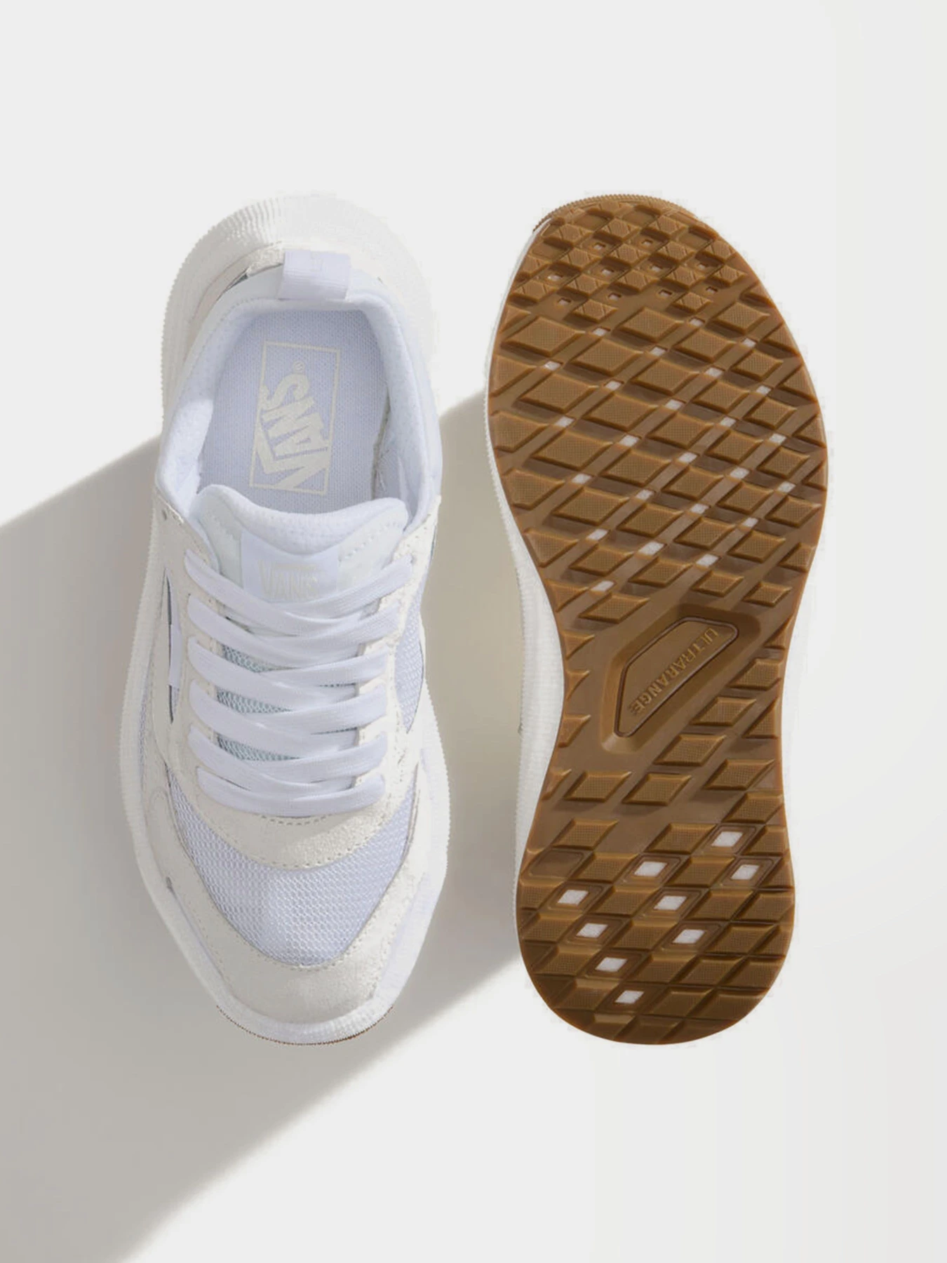 Кросівки Vans ULTRARANGE NEO 2.0 модель VN000E7PWHT1 Фото