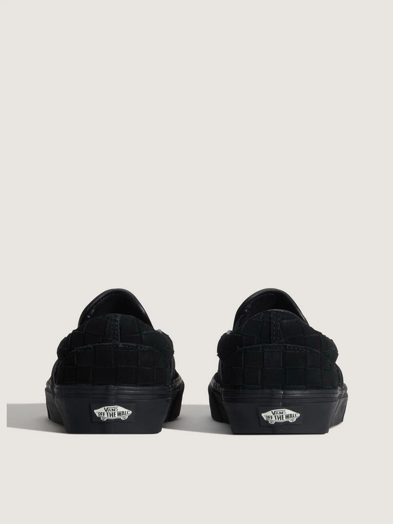 Слипоны и мокасины Vans CLASSIC SLIP-ON модель VN000Z7ABKA1 Слипоны и мокасины Vans CLASSIC SLIP-ON модель VN000Z7ABKA1 Фото