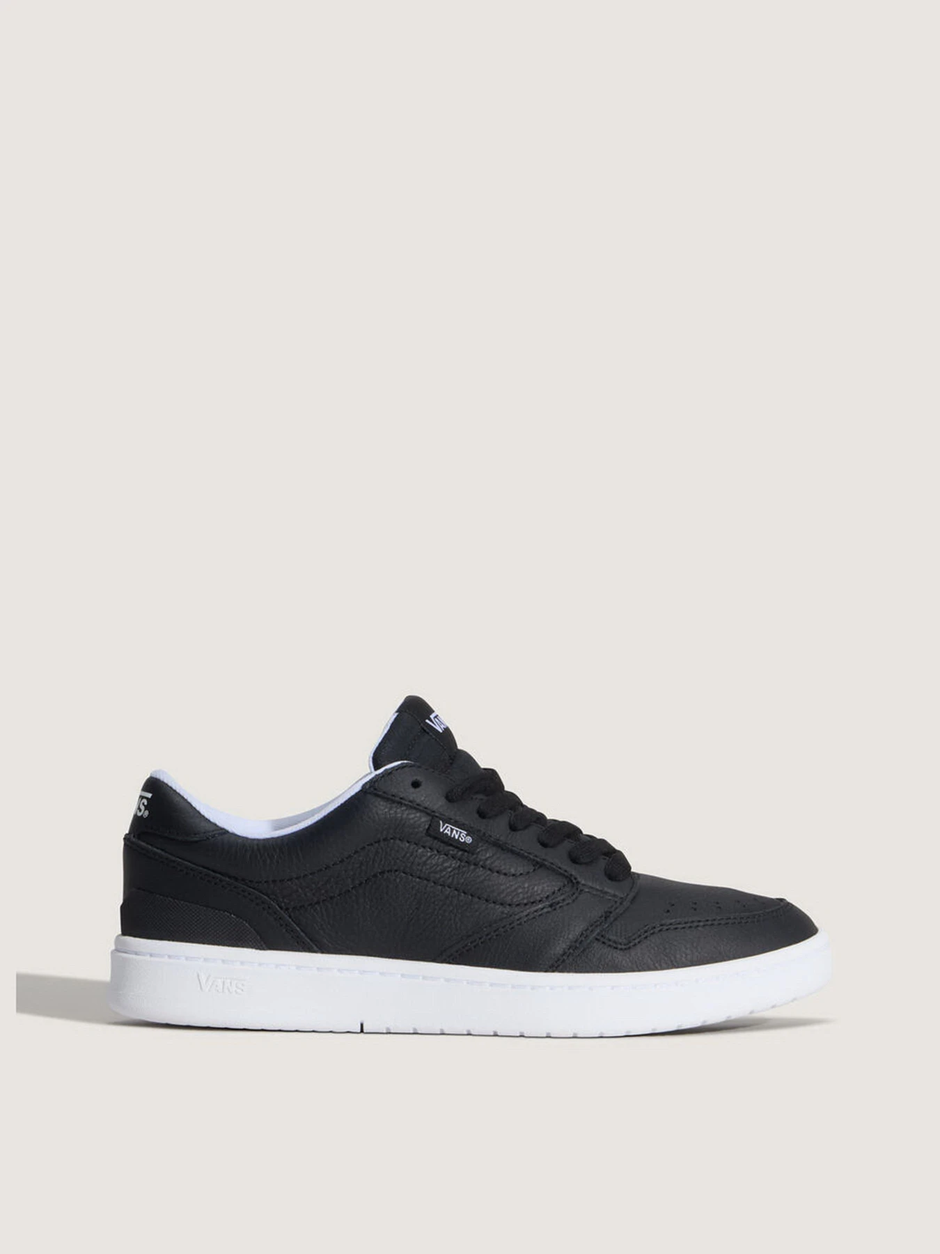 Кеды Vans COURT LOW модель VN000Z26BLA1 Кеды Vans COURT LOW модель VN000Z26BLA1 Фото