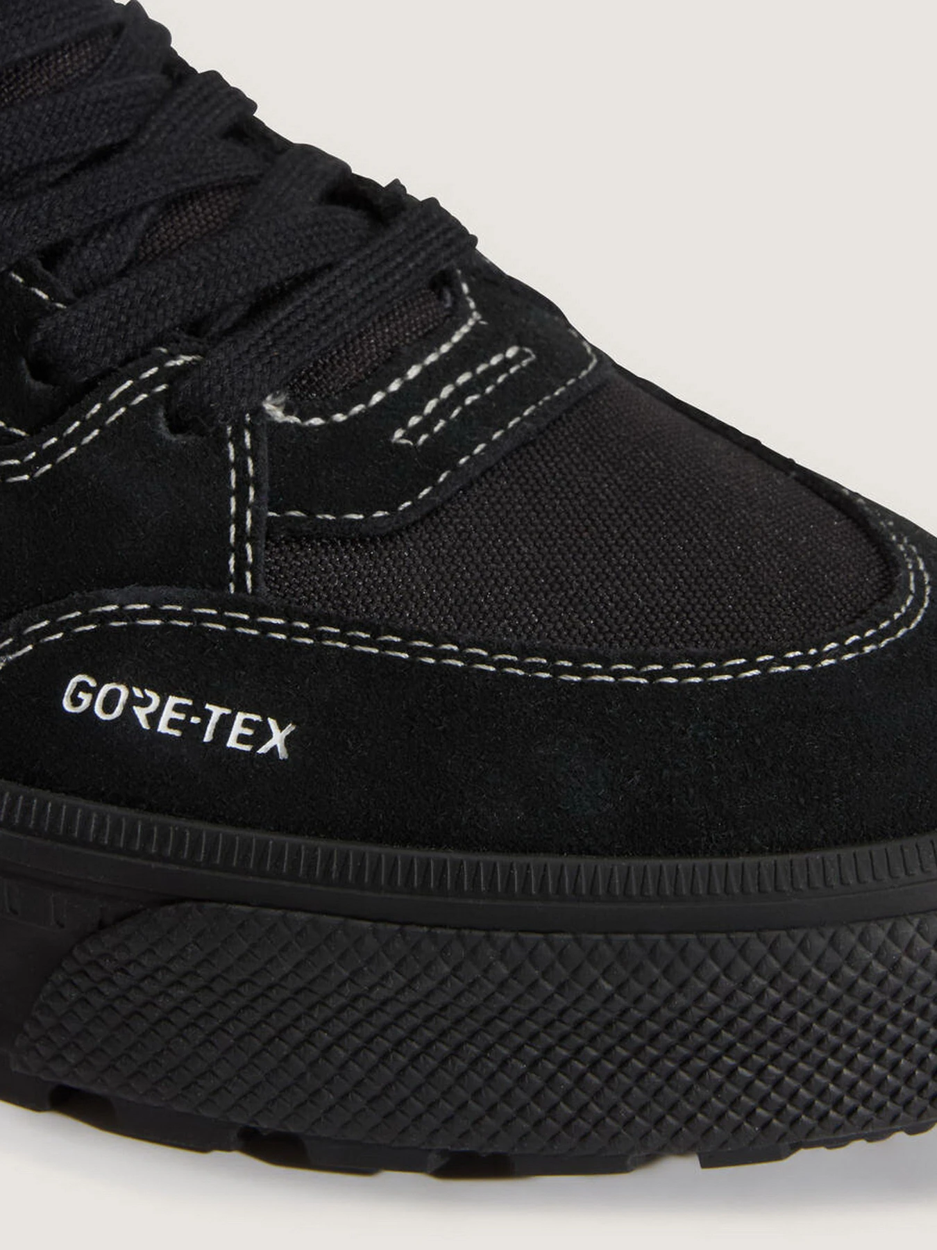 Черевики та чоботи Vans HALF CAB GORE-TEX INSULATED MT модель VN000XUFBKA1 Черевики та чоботи Vans HALF CAB GORE-TEX INSULATED MT модель VN000XUFBKA1 Фото