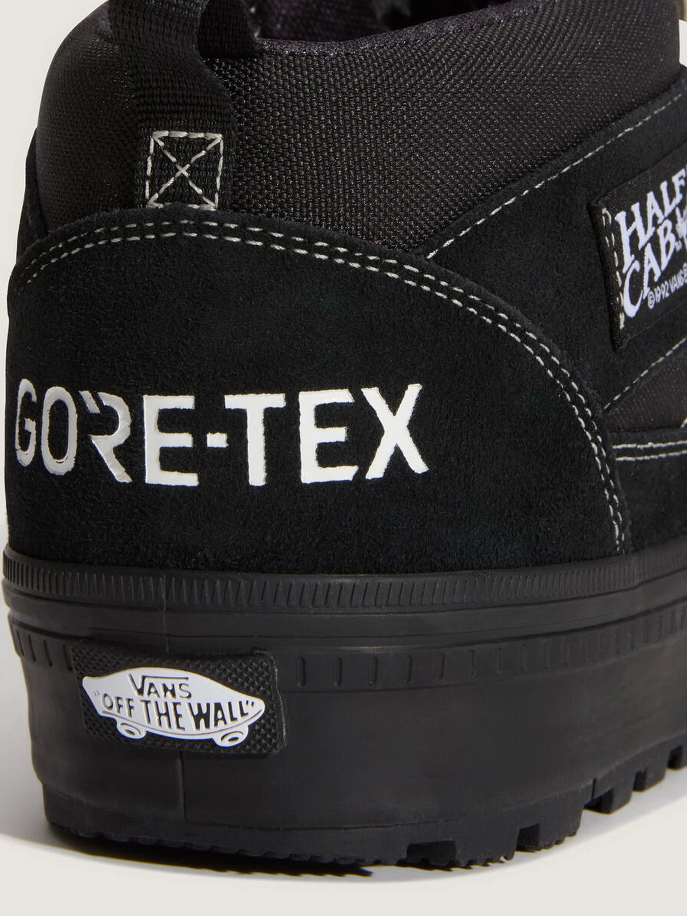 Черевики та чоботи Vans HALF CAB GORE-TEX INSULATED MT модель VN000XUFBKA1 Черевики та чоботи Vans HALF CAB GORE-TEX INSULATED MT модель VN000XUFBKA1 Фото