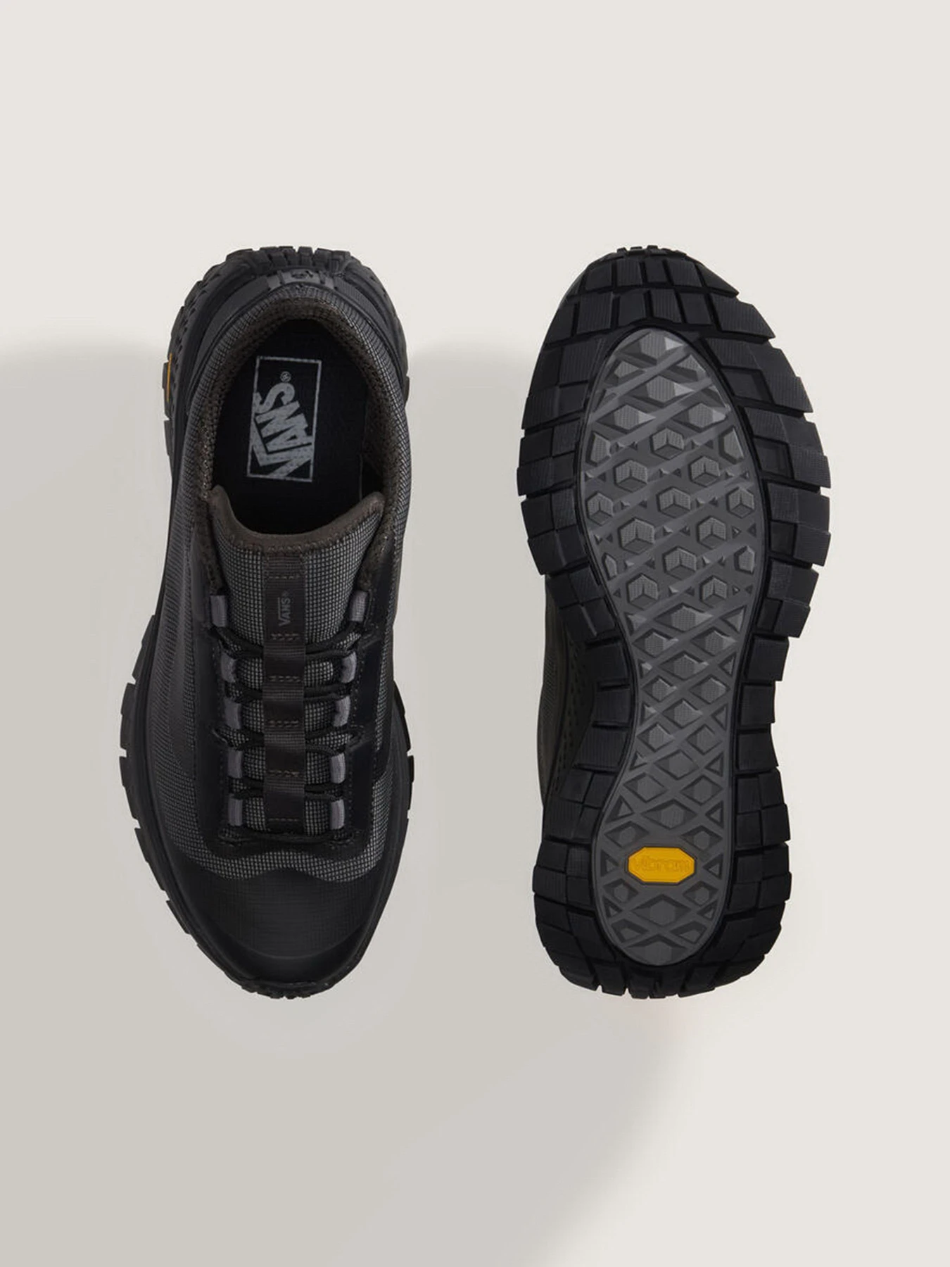 Кроссовки Vans OLD SKOOL 36 TRAIL модель VN000Z93BLK1 Кроссовки Vans OLD SKOOL 36 TRAIL модель VN000Z93BLK1 Фото