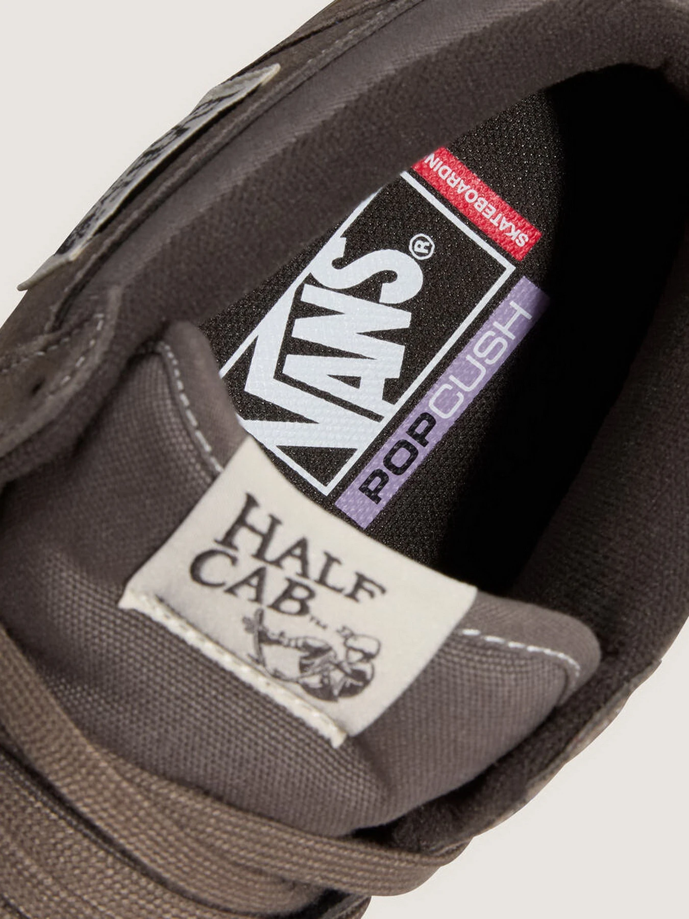 Ботинки и сапоги Vans SKATE HALF CAB модель VN0A5FCD77J1 Ботинки и сапоги Vans SKATE HALF CAB модель VN0A5FCD77J1 Фото