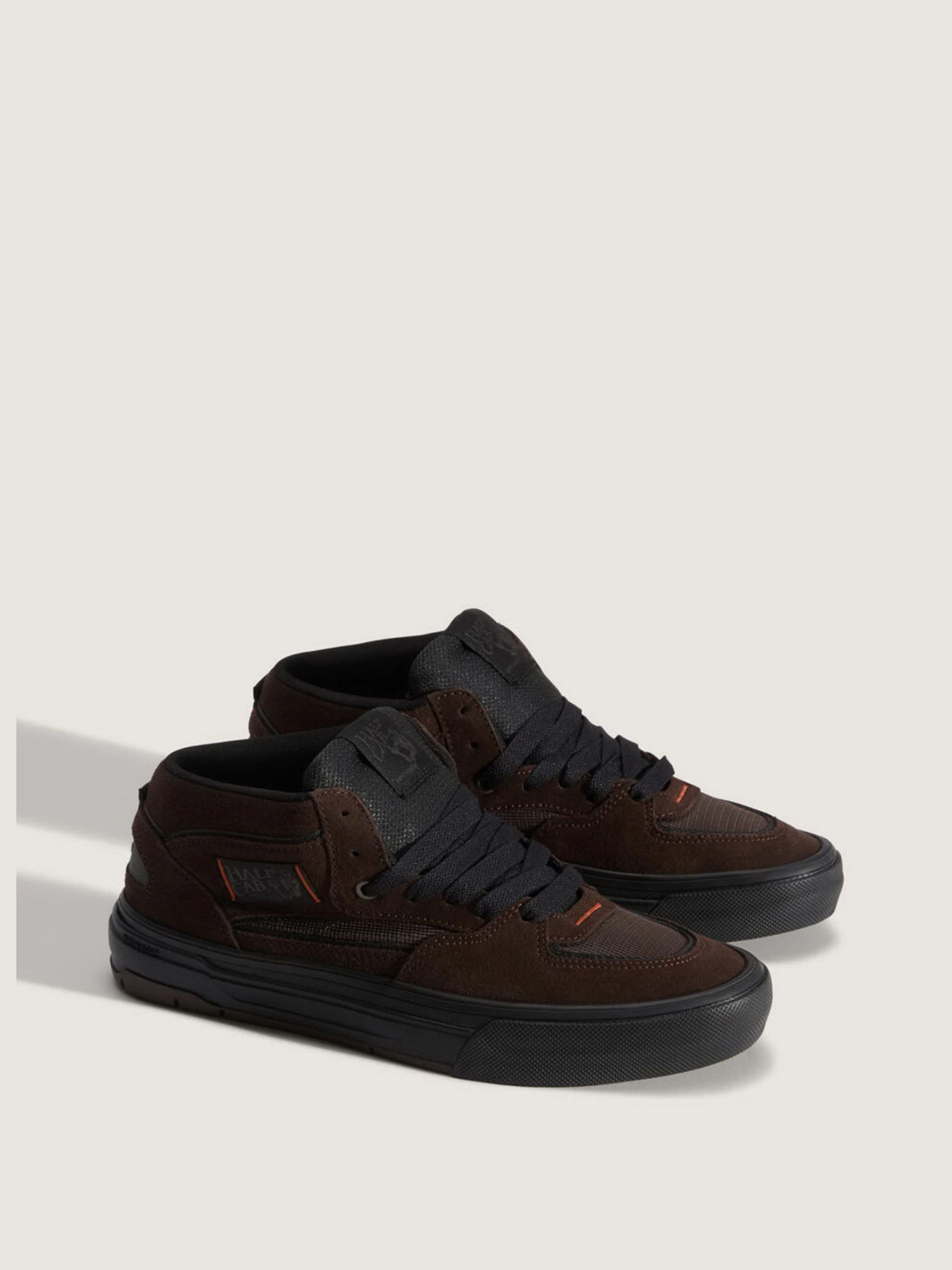 Черевики та чоботи Vans SKATE HALF CAB WAFFLECUP модель VN000D9ZY491 Черевики та чоботи Vans SKATE HALF CAB WAFFLECUP модель VN000D9ZY491 Фото