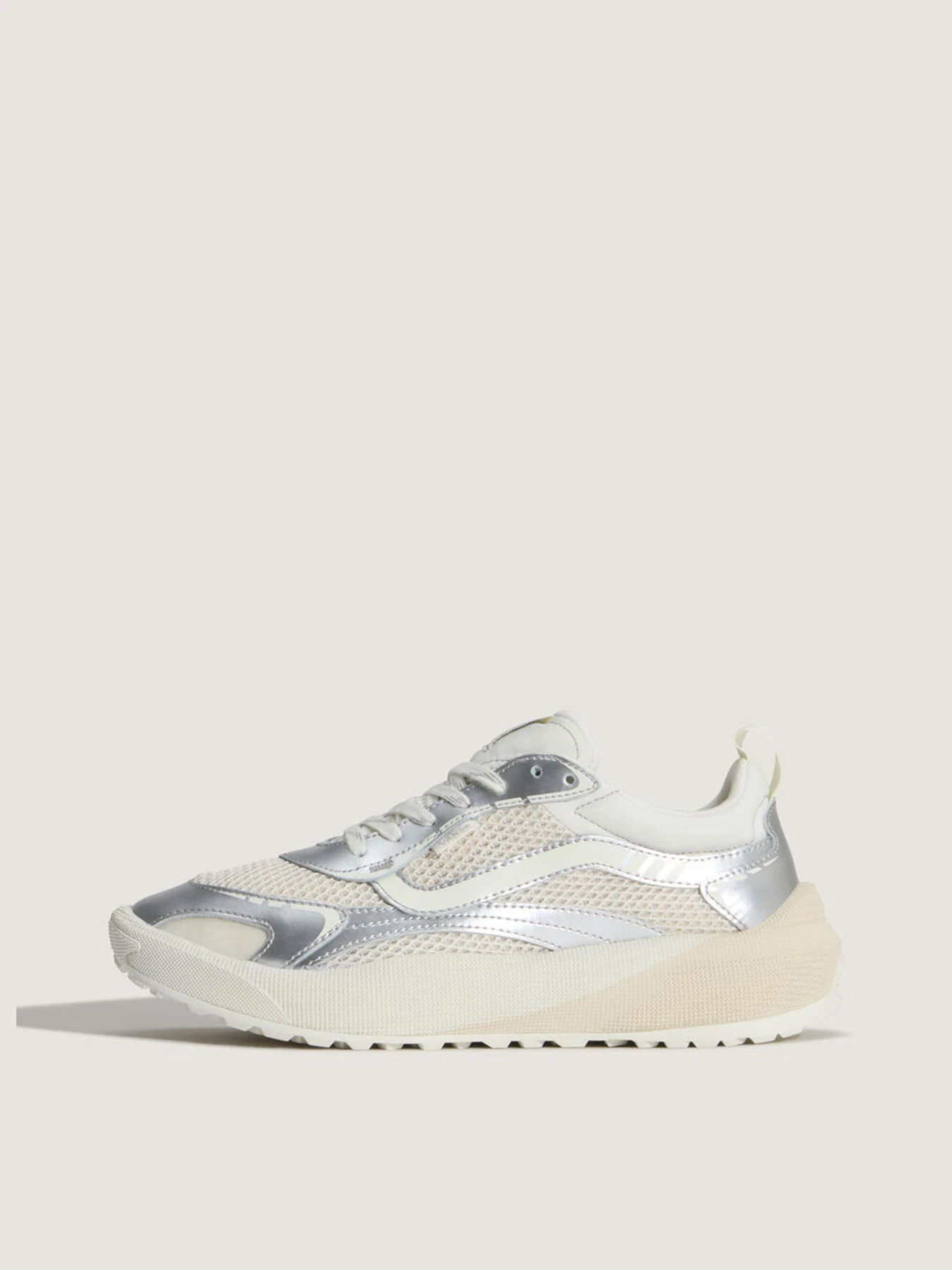 Кроссовки Vans ULTRARANGE NEO 2.0 модель VN000EJ8FAV1 Фото