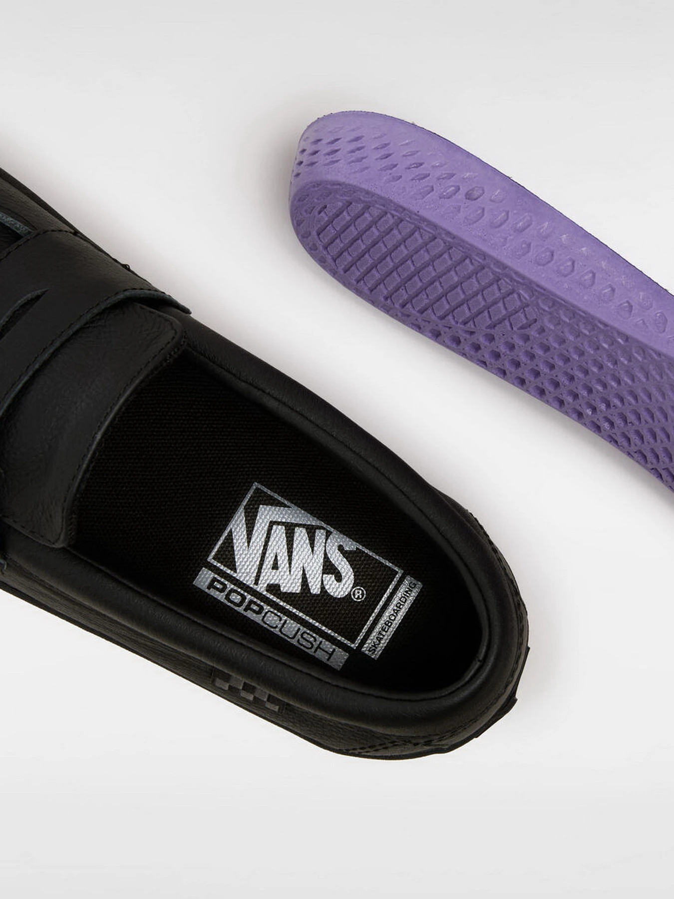 Туфли и лоферы Vans SKATE LOAFER модель VN0A5DXUBKA1 Туфли и лоферы Vans SKATE LOAFER модель VN0A5DXUBKA1 Фото