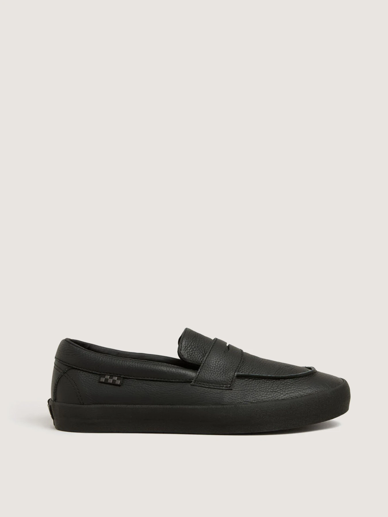Туфли и лоферы Vans SKATE LOAFER модель VN0A5DXUBKA1 Туфли и лоферы Vans SKATE LOAFER модель VN0A5DXUBKA1 Фото